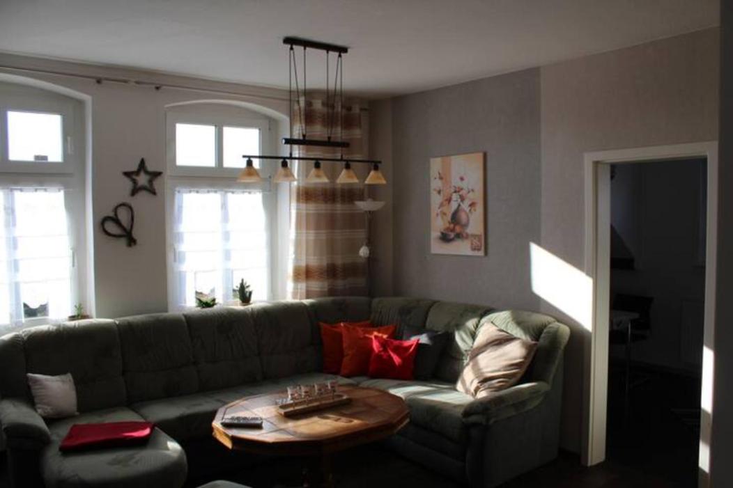 Schöne Wohnung in zentraler Lage, Nähe Magdeburg und Intel