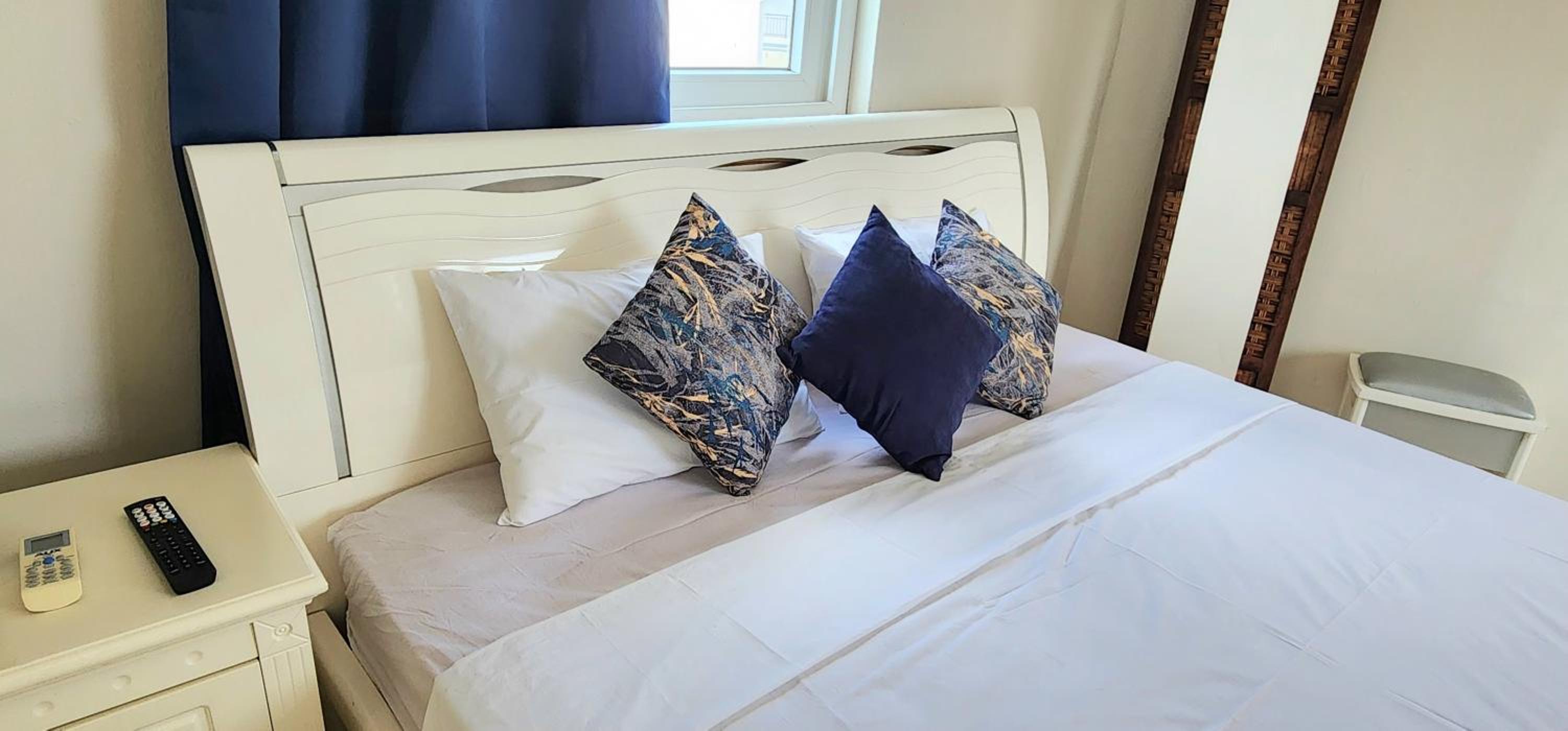 Lovely studio apartment with views of the lagoon. view 3