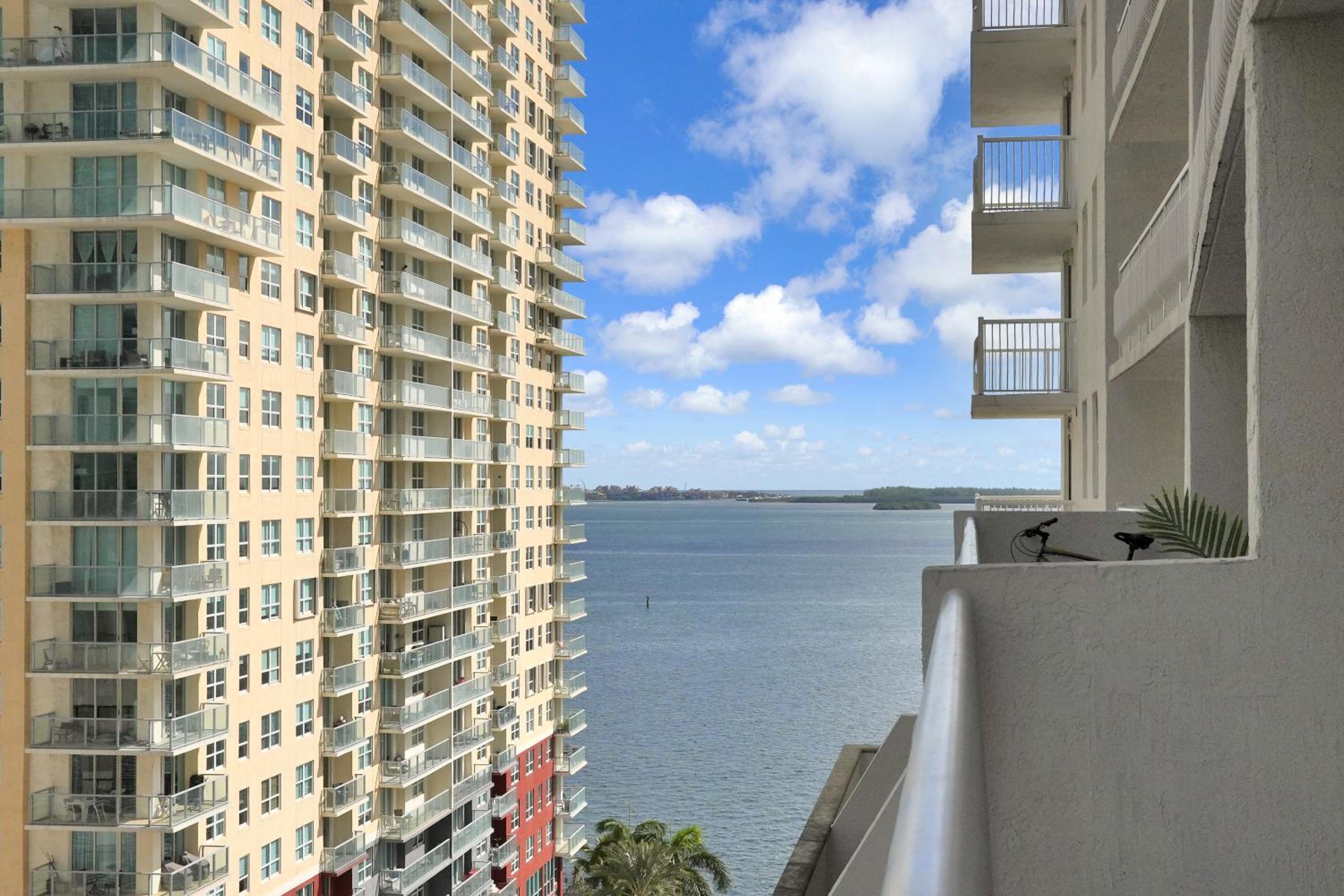 Zeus' Sanctuary Ocean View In Brickell Miami