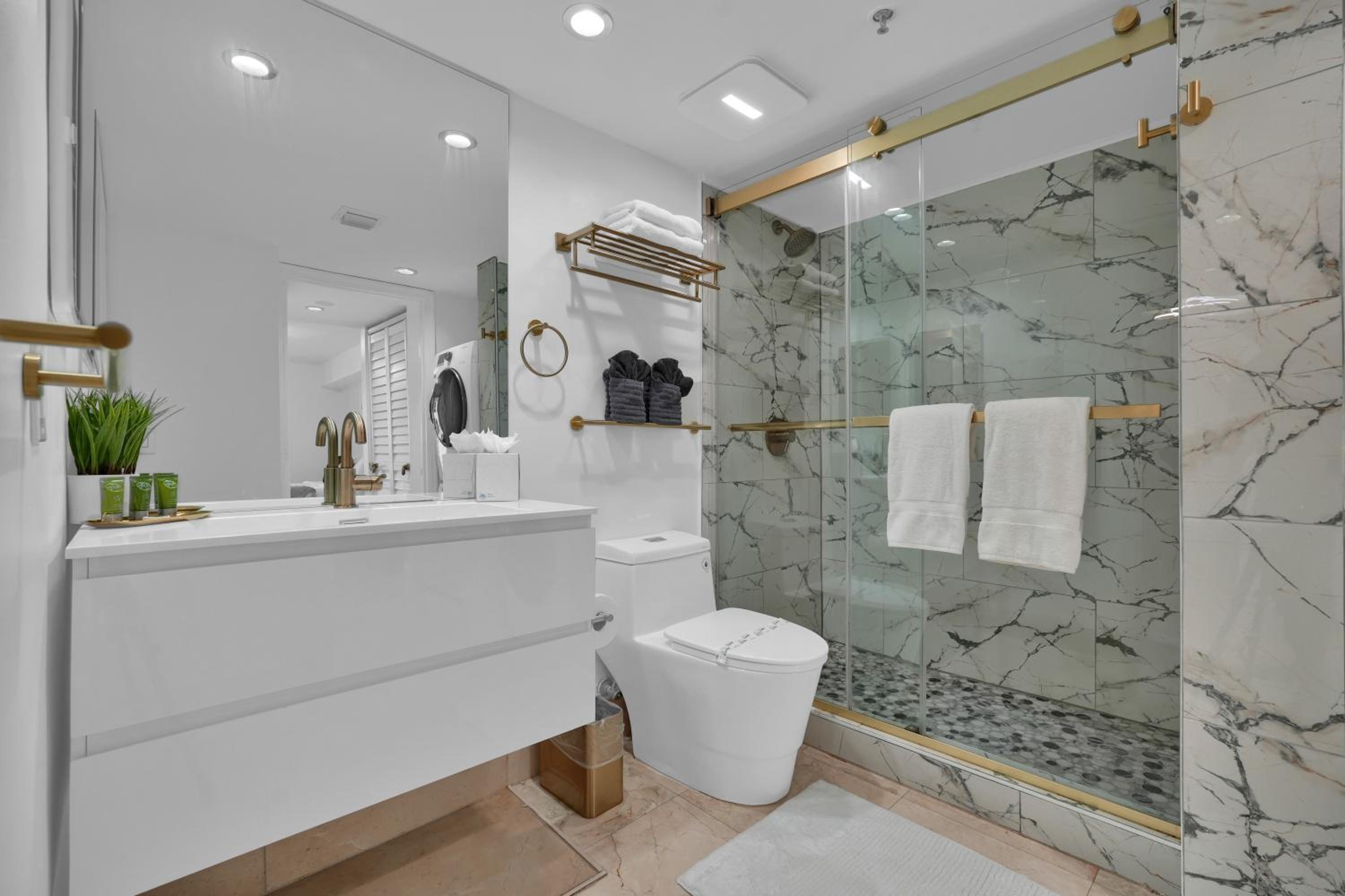 Zeus' Sanctuary Ocean View In Brickell Miami