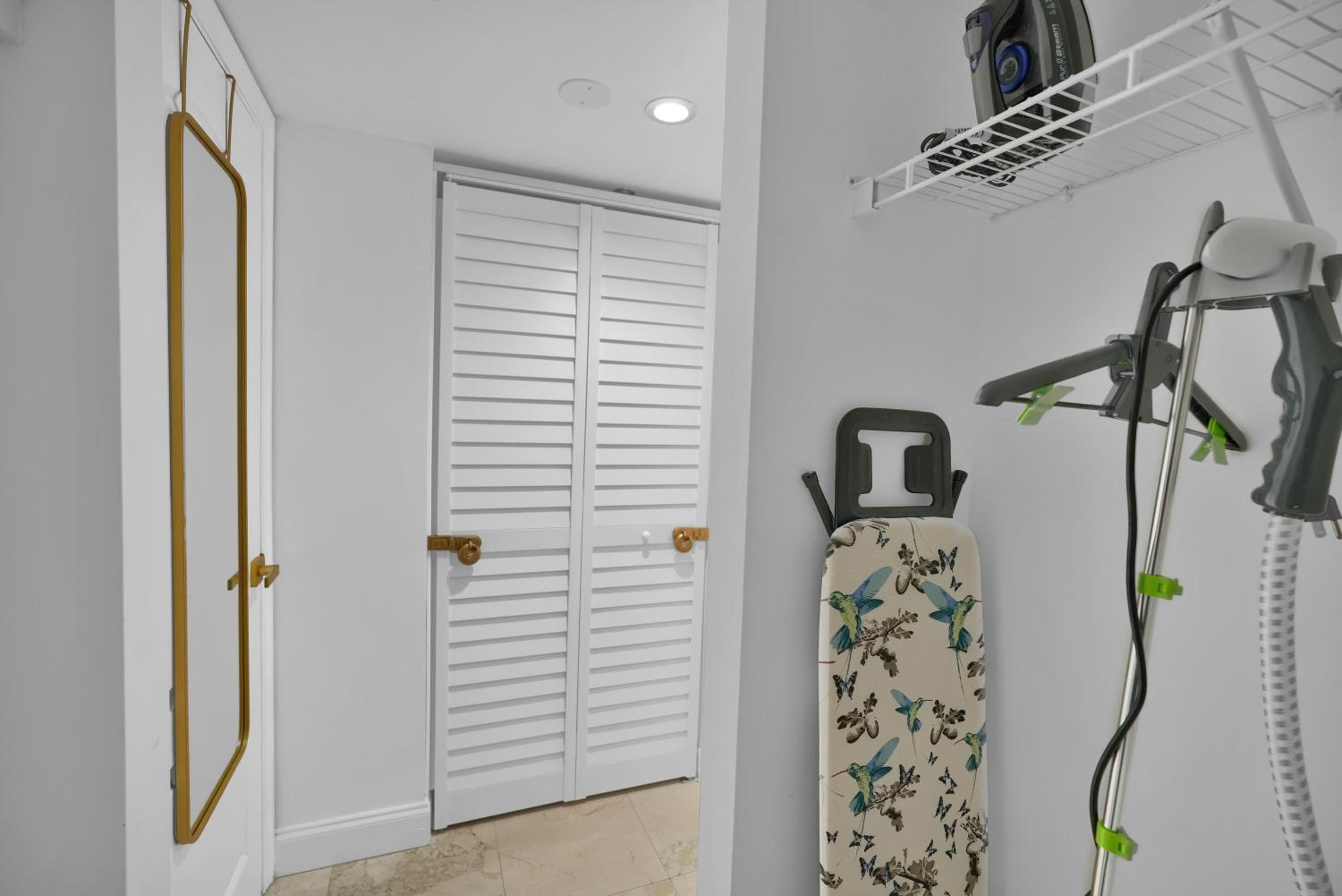 Zeus' Sanctuary Ocean View In Brickell Miami
