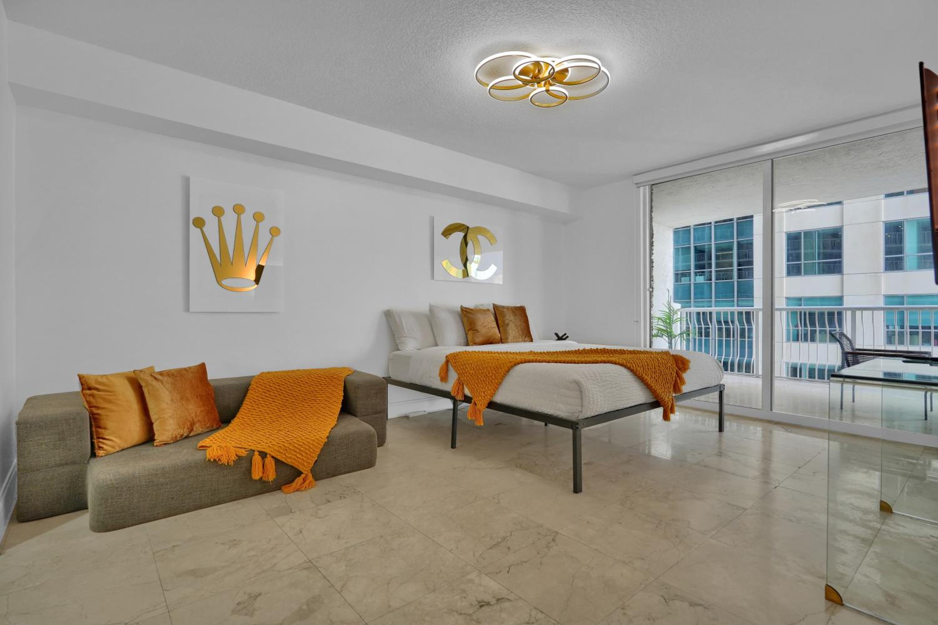 Zeus' Sanctuary Ocean View In Brickell Miami