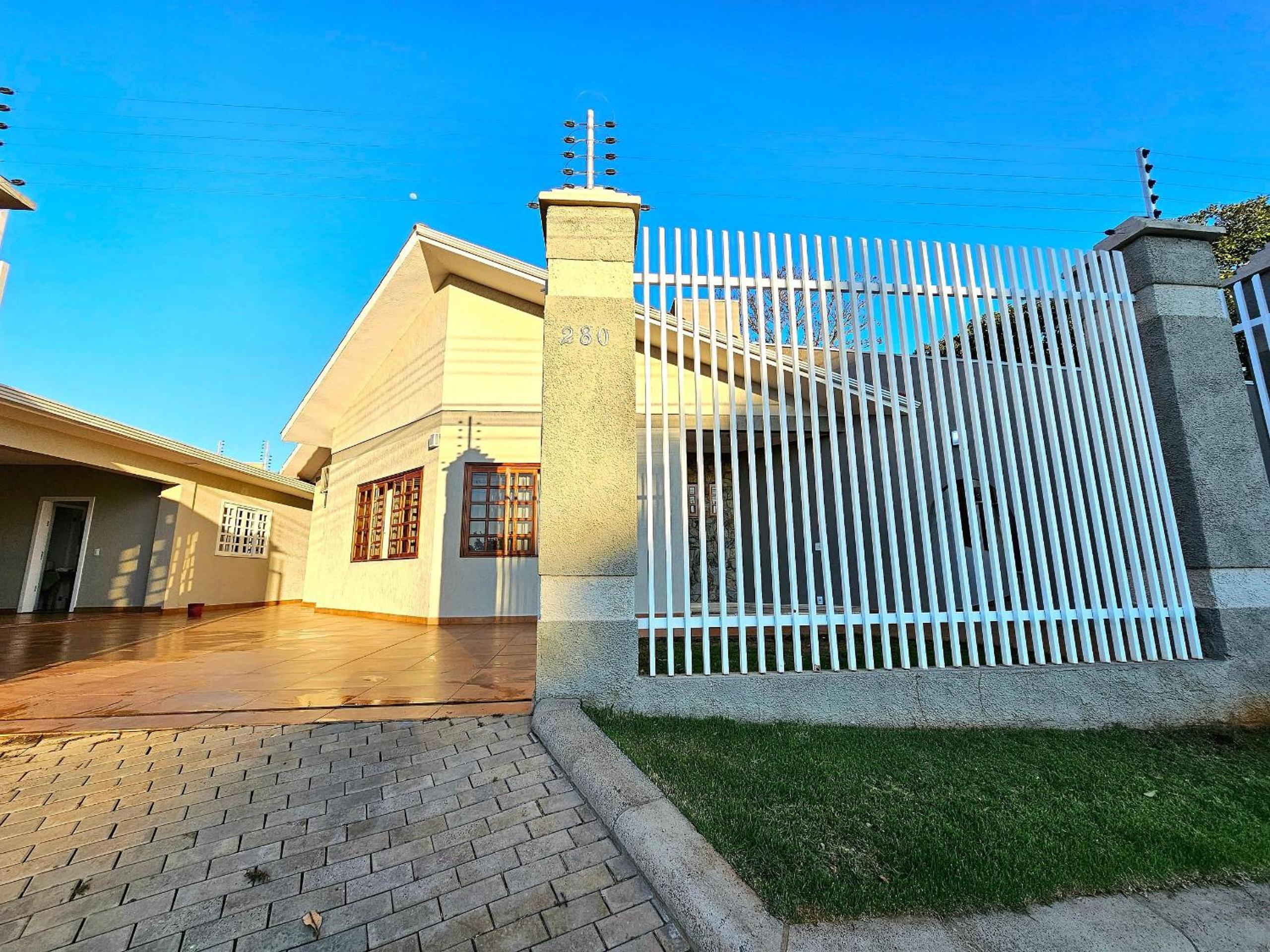 Casa Bairro Nobre prox Cataratas e Centro