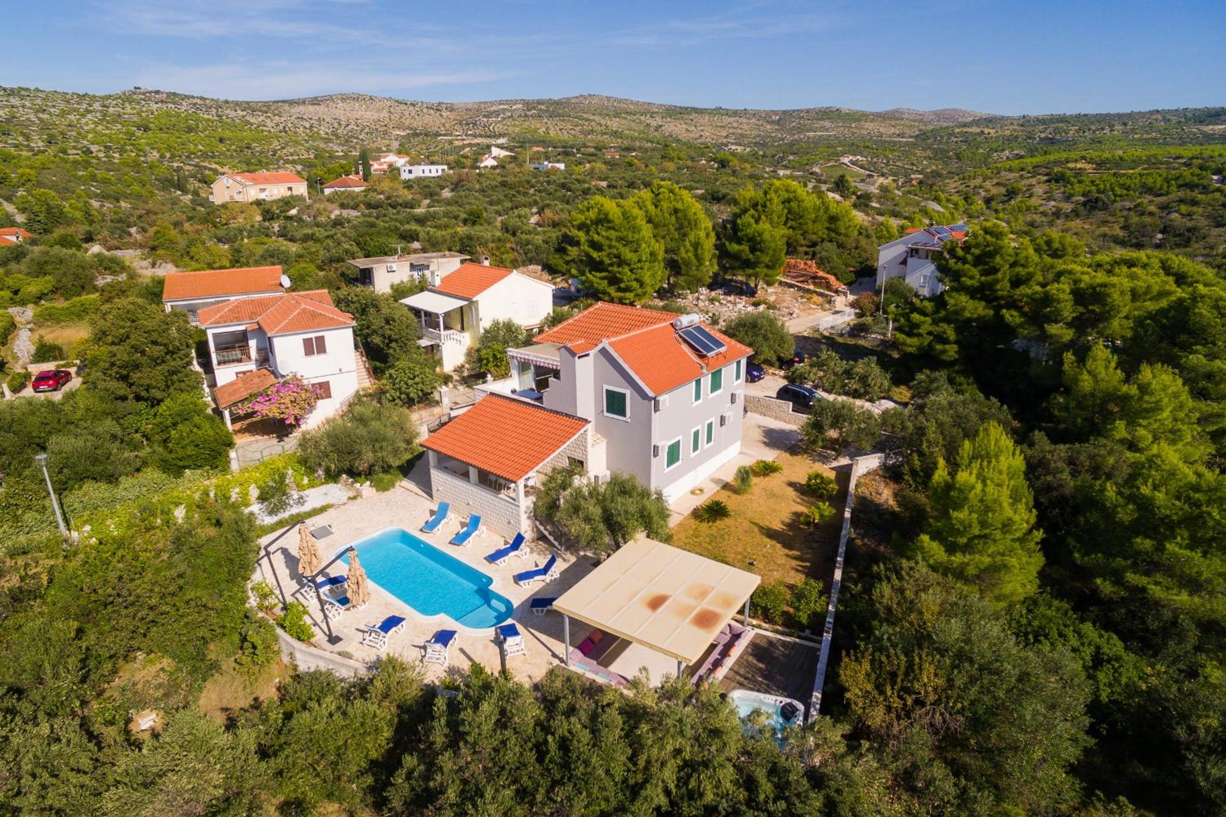 Villa Decima view 5