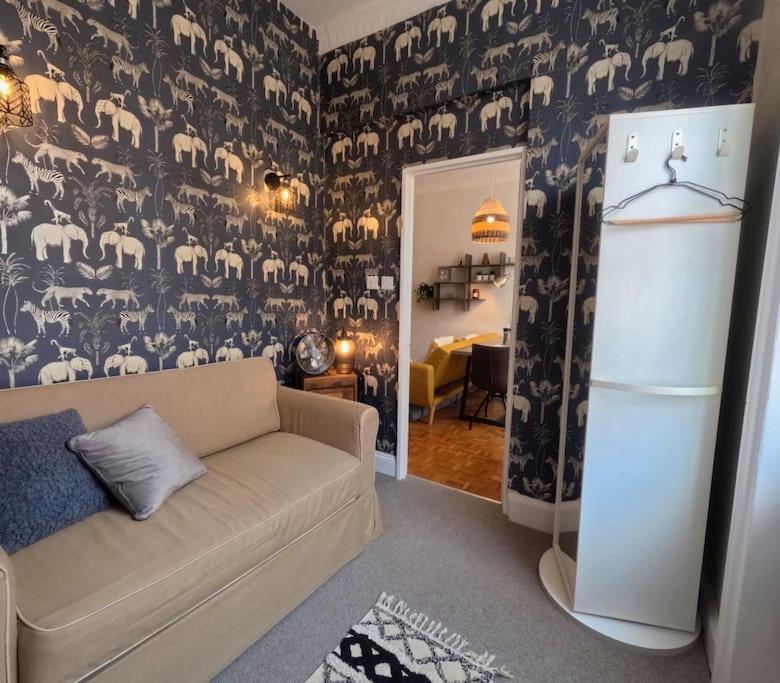 Flat in the Heart of Worcester view 2