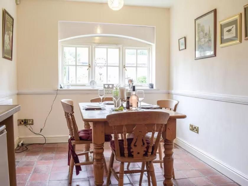 Holly Cottage