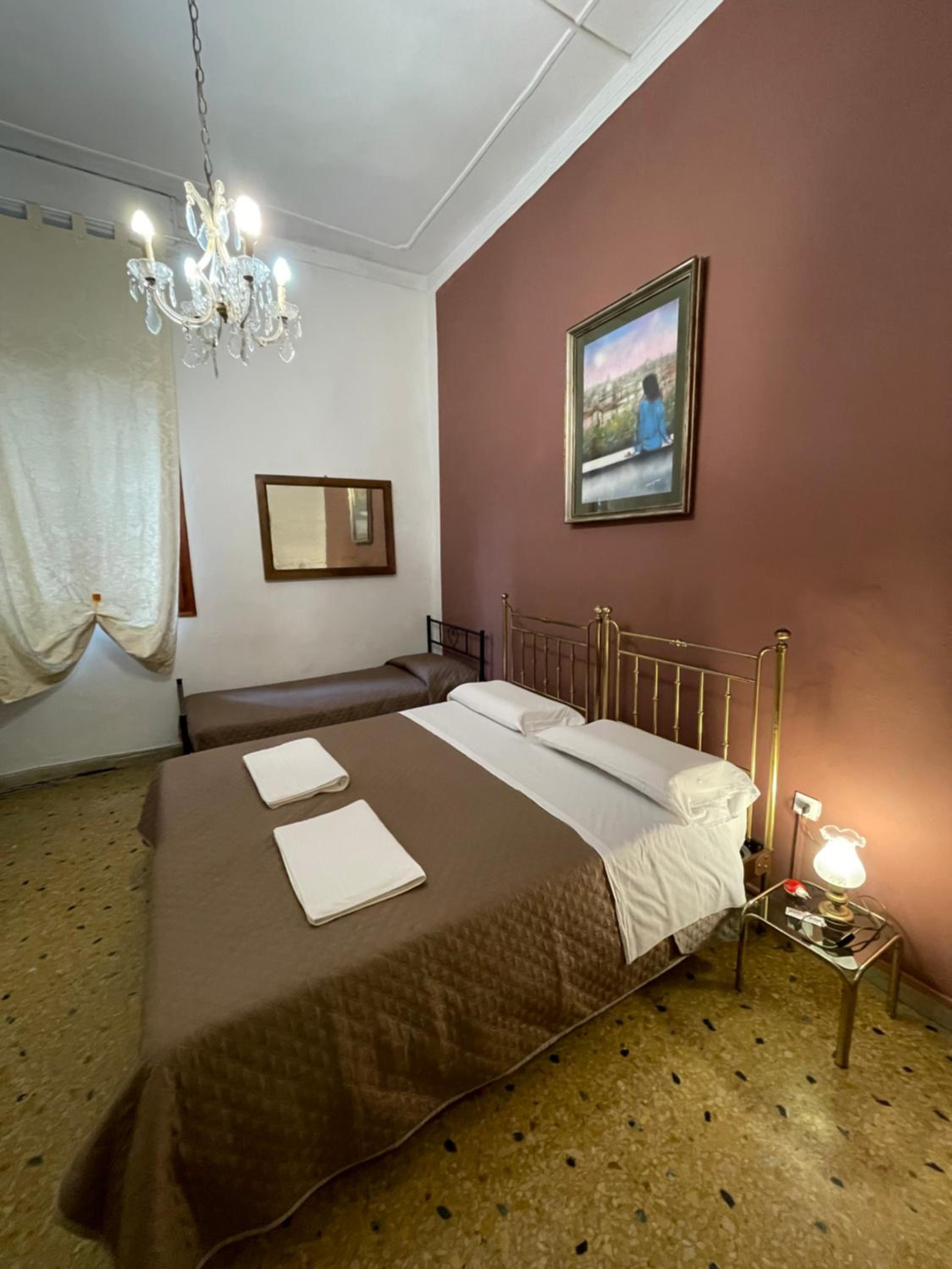 Princess Guest House Canal View photo 3