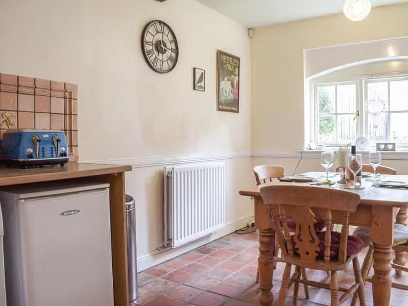 Holly Cottage