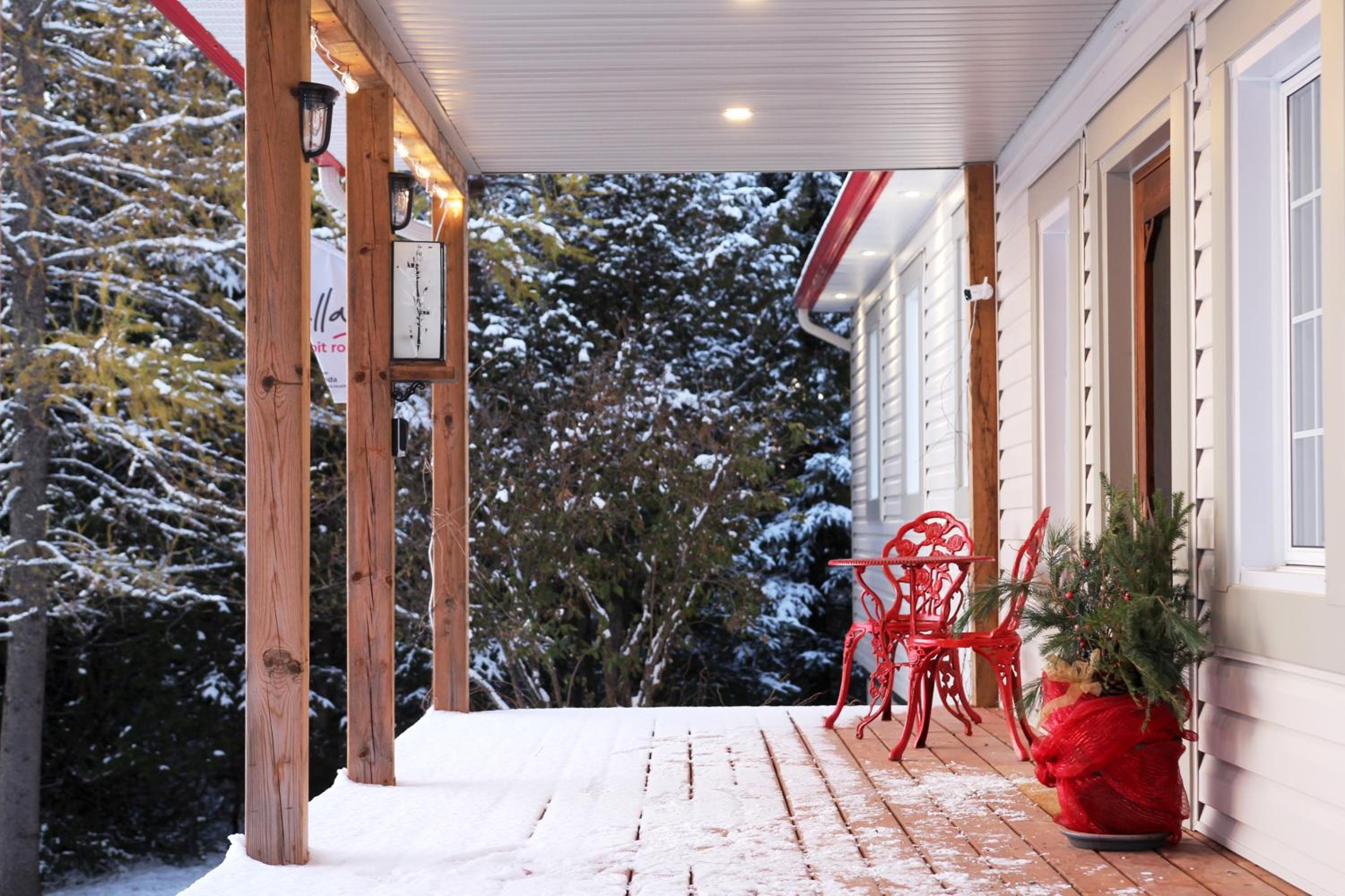 Villa au toit rouge - Massif du Sud