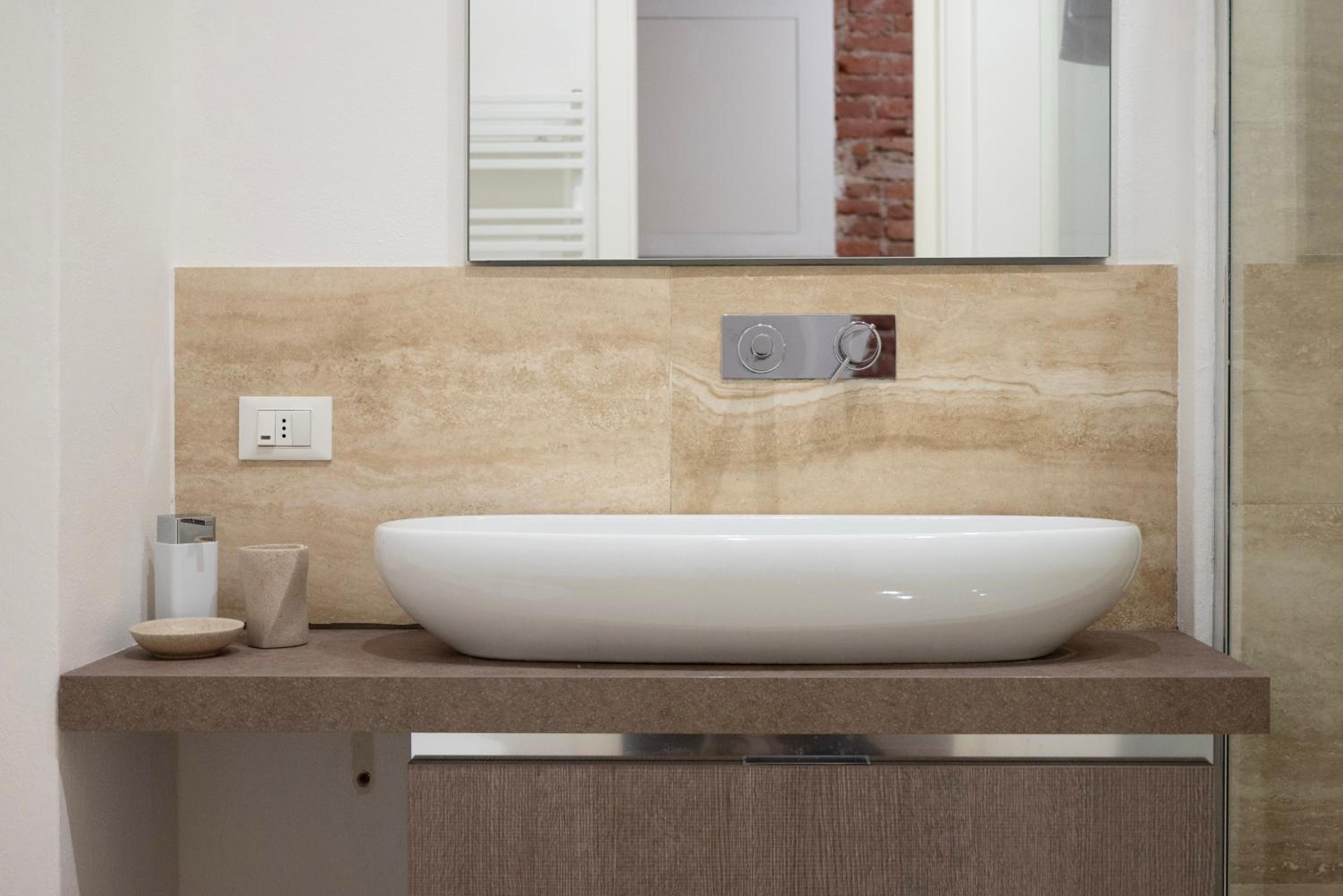Milano Suite Home