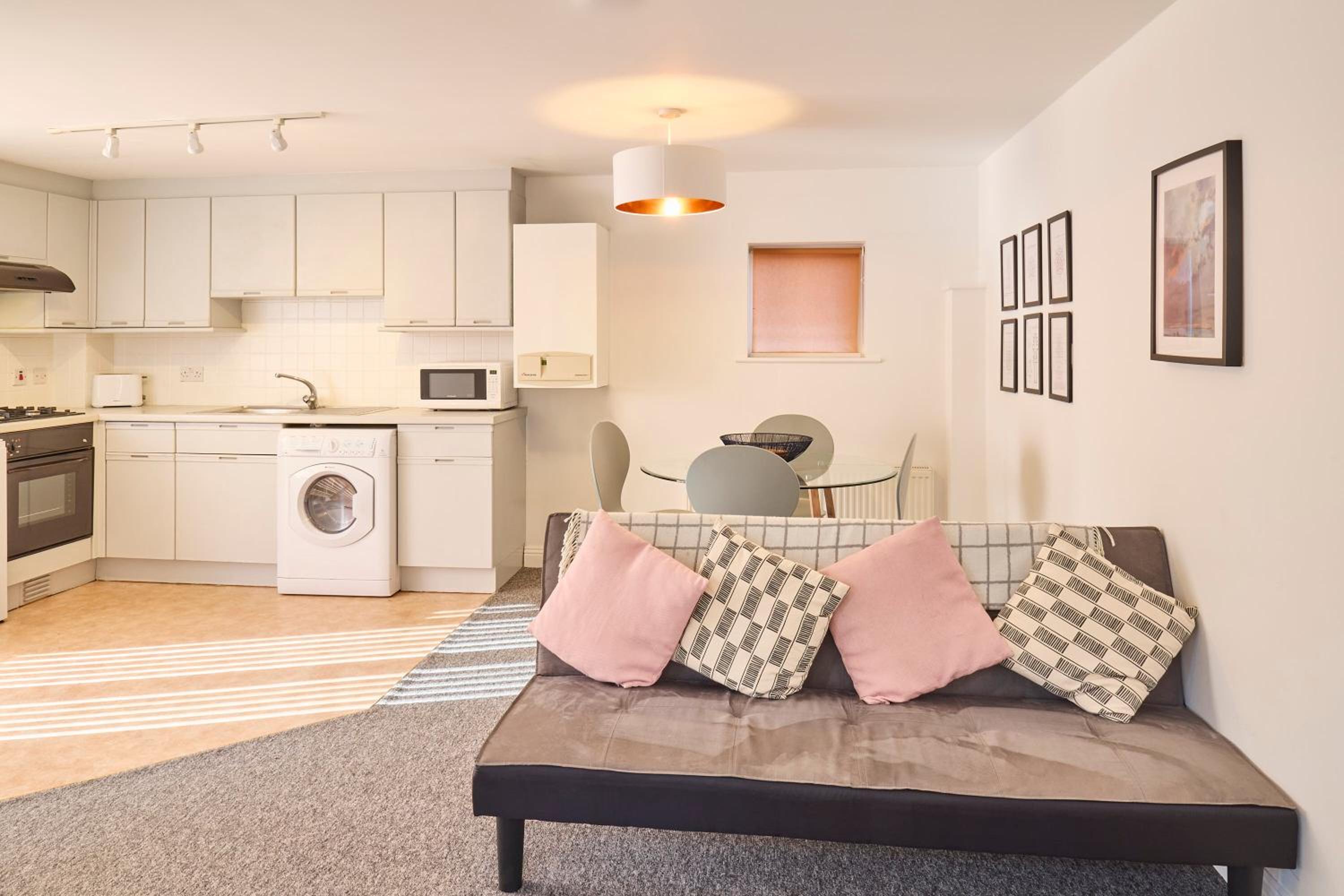 Host & Stay - King's Corner view 2