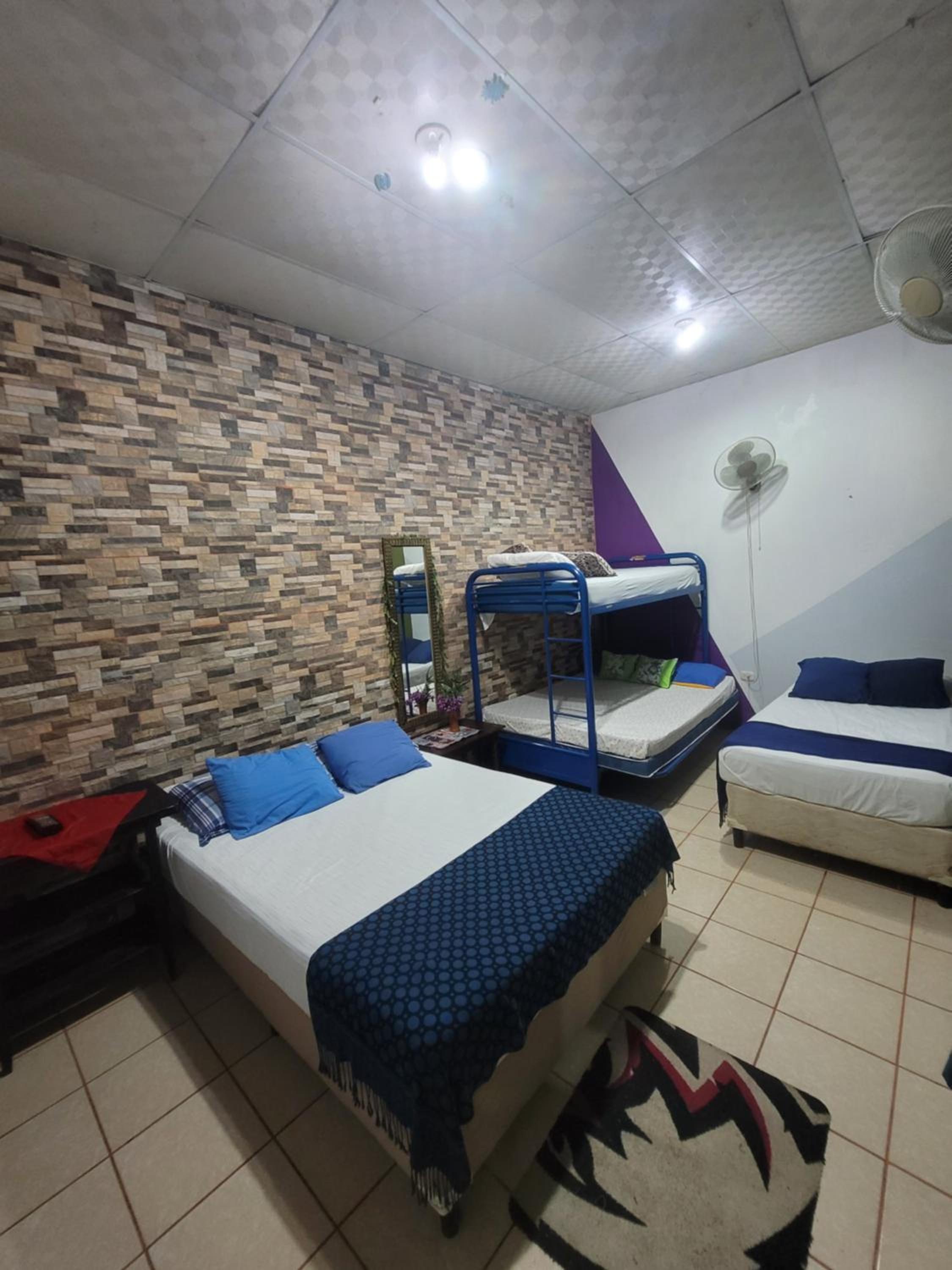 Hostal Leyendas