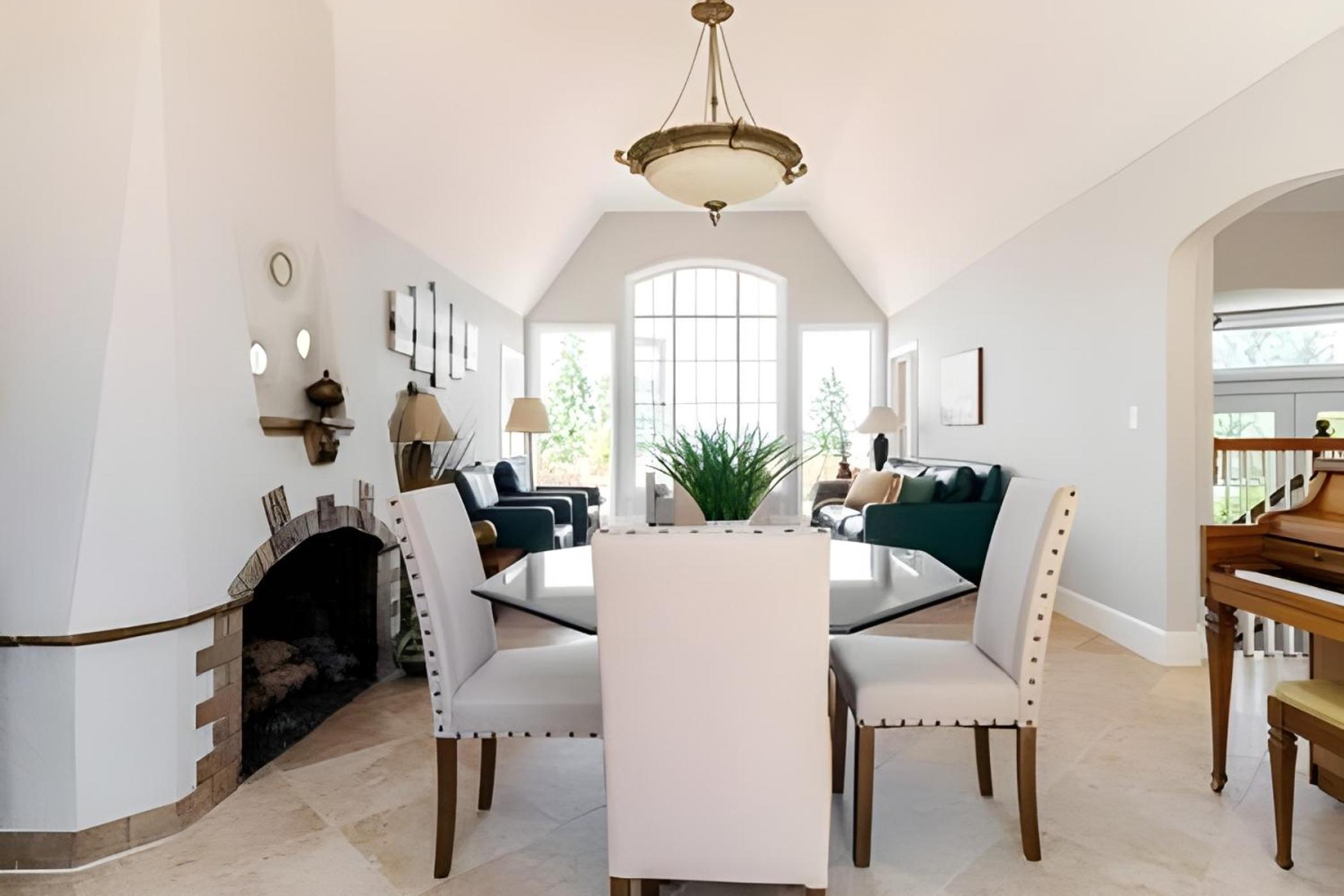 Luxury 5BR Amazing Water Views Large Backyard! view 5