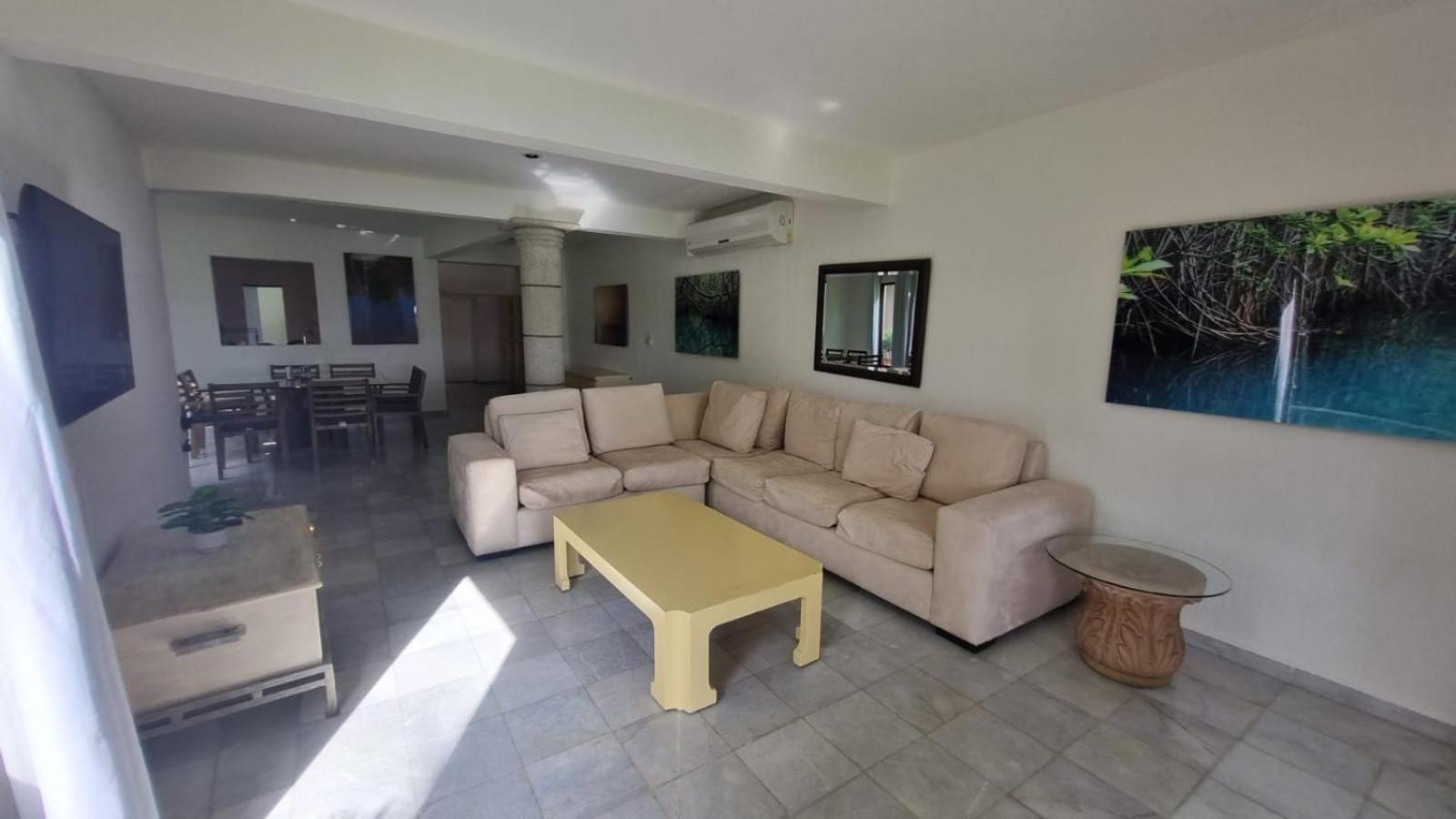 Villas La Marina