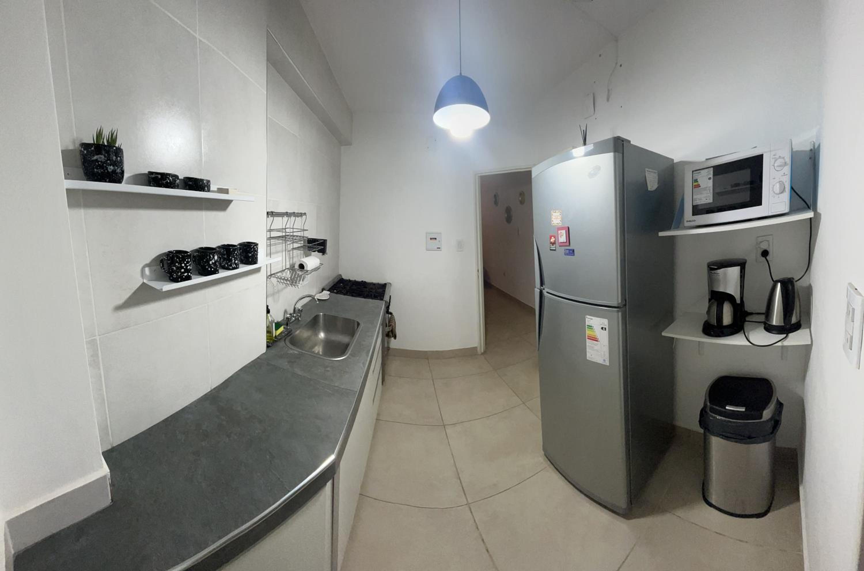 Departamento nuevo, planta baja, con patio