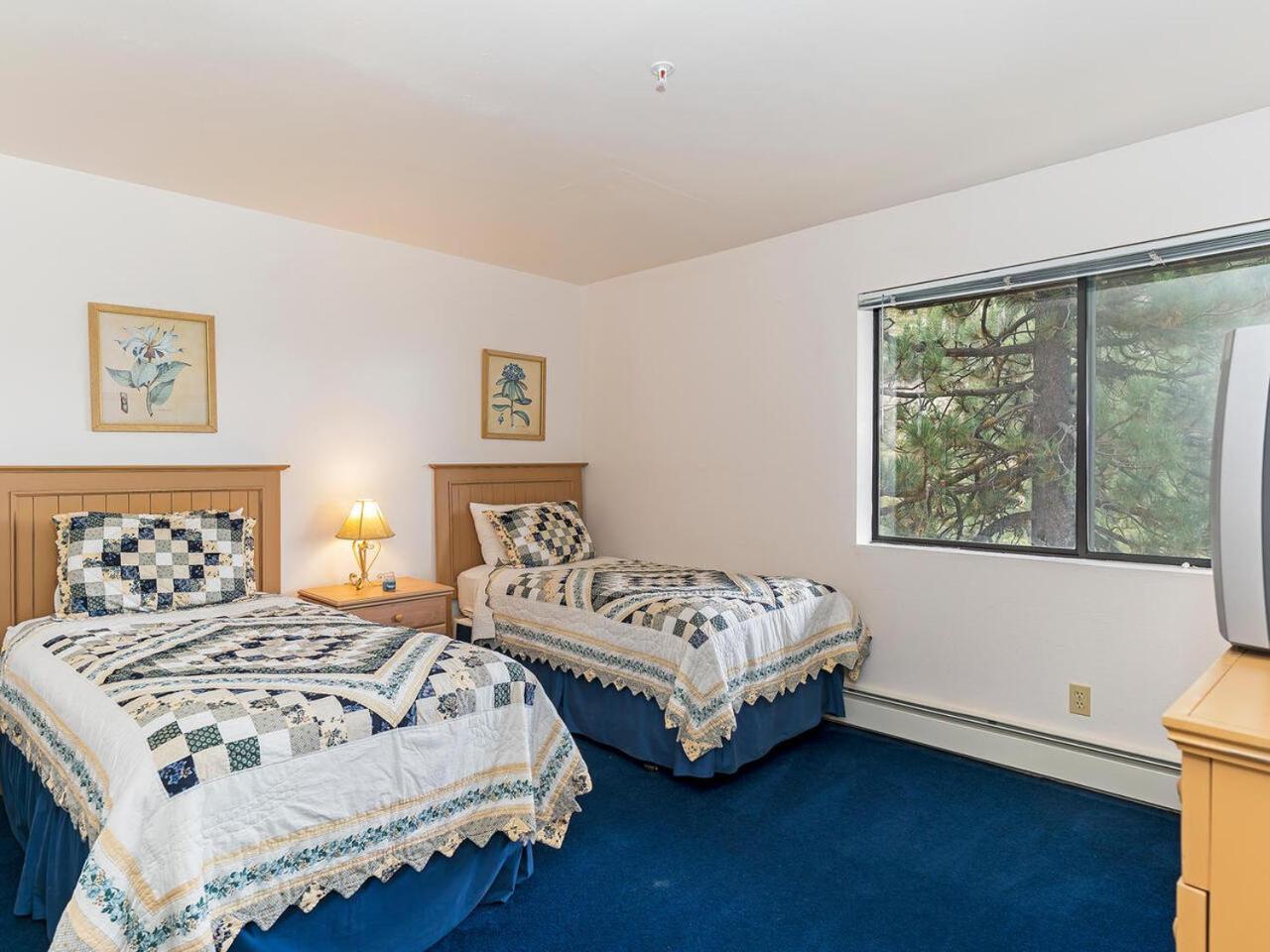 4 bedroom 3 5 bathrooms lake view condo - Property Image 16