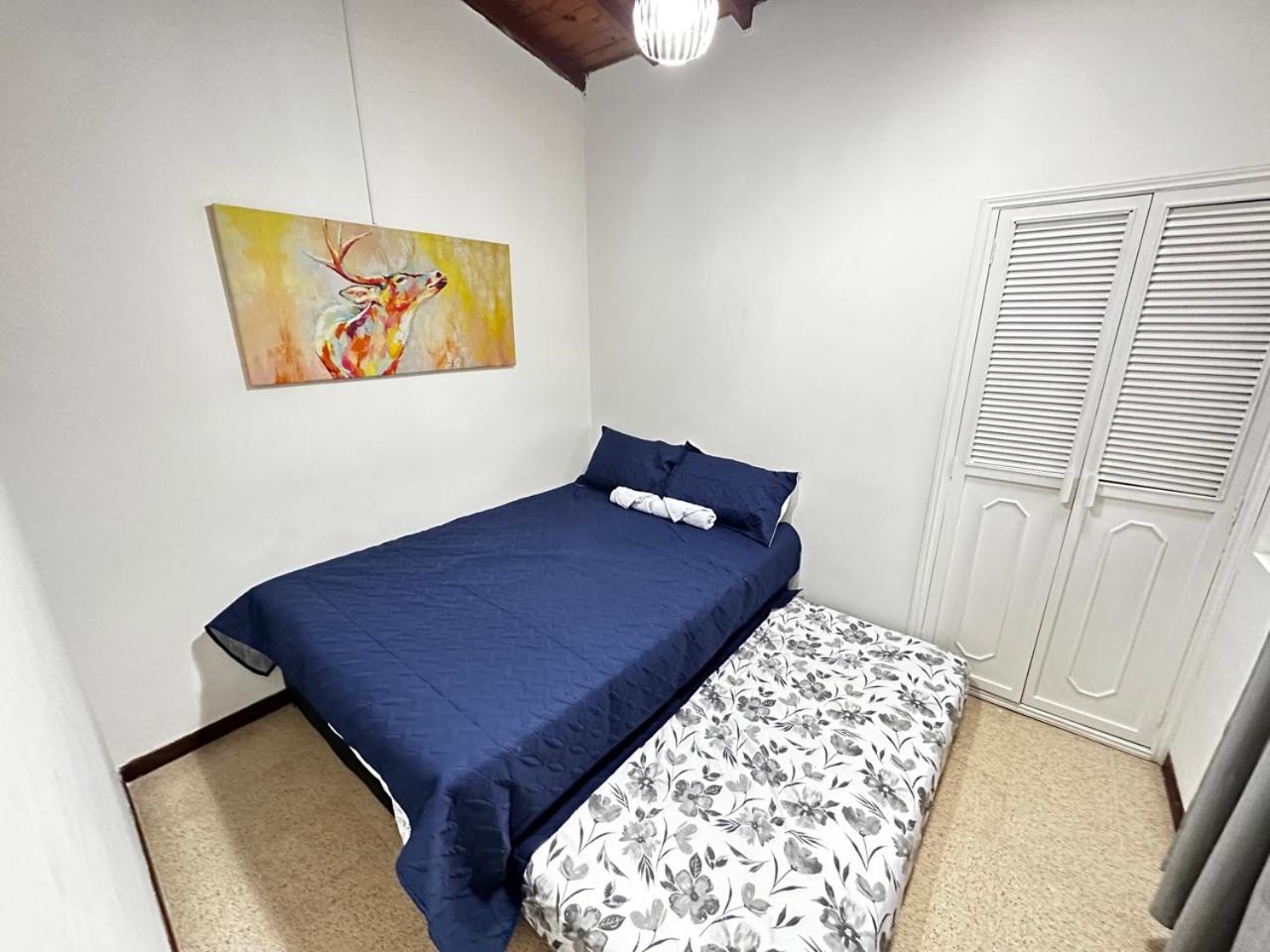 Casa Poblado- Manila. Parqueadero gratuito!