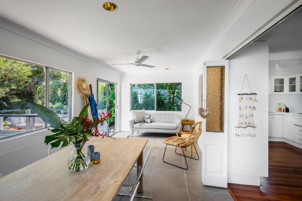 The Sunshine Shack - Boutique Holiday Home