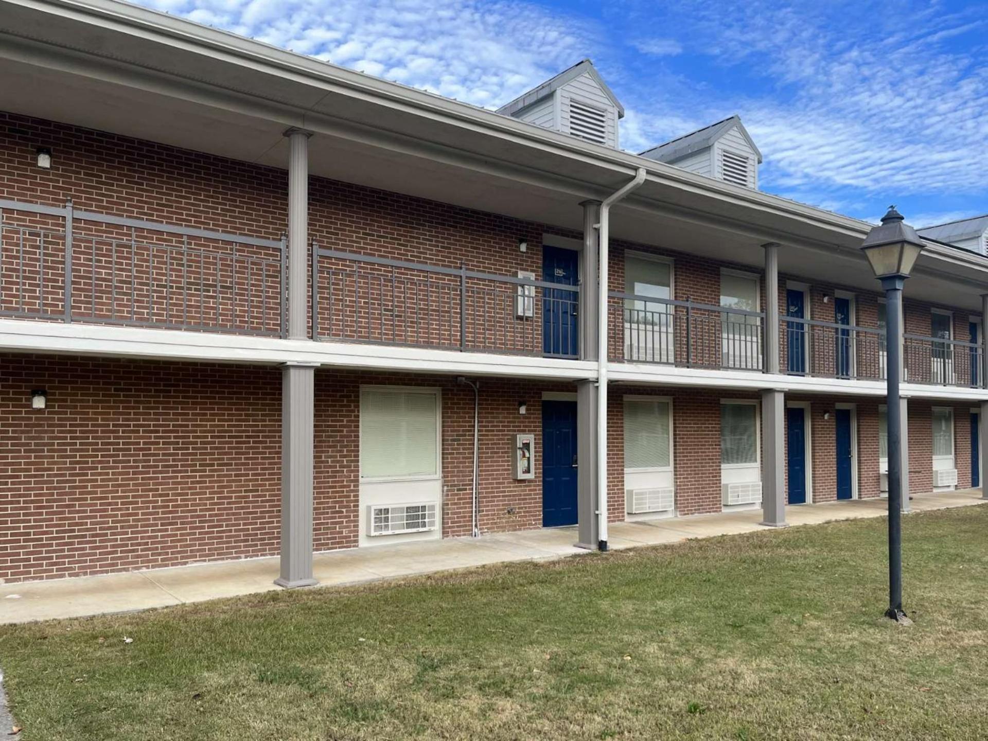 Motel 6 Sandersville, GA