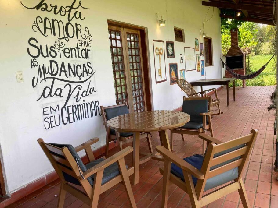 Casa de Fazenda na Ecovila Sustentar, 38km de SP