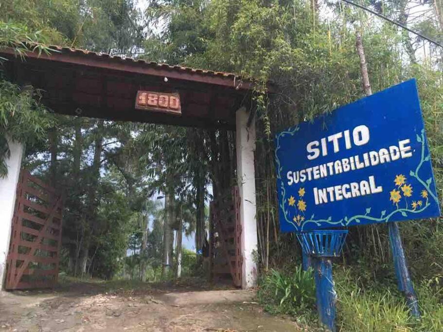 Casa de Fazenda na Ecovila Sustentar, 38km de SP