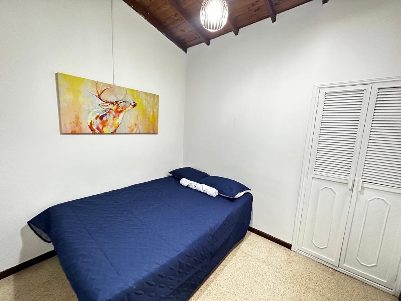 Casa Poblado- Manila. Parqueadero gratuito!