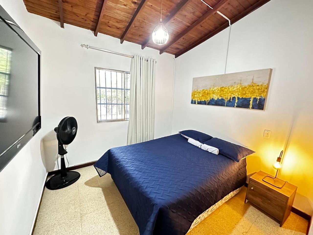 Casa Poblado- Manila. Parqueadero gratuito!