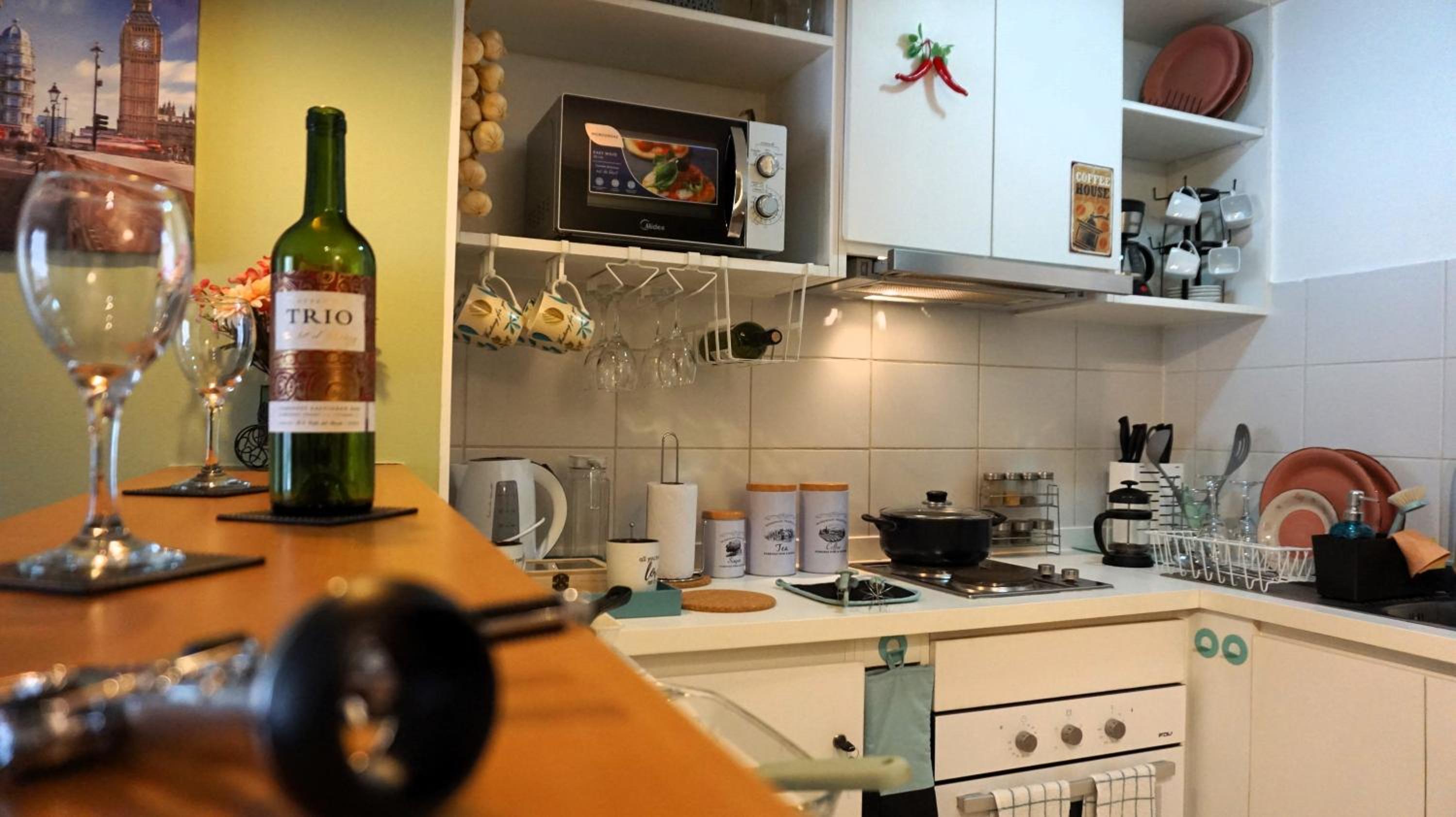 Apt Barrio Histórico 3 min Metro, Wifi, Netflik, Comodidad