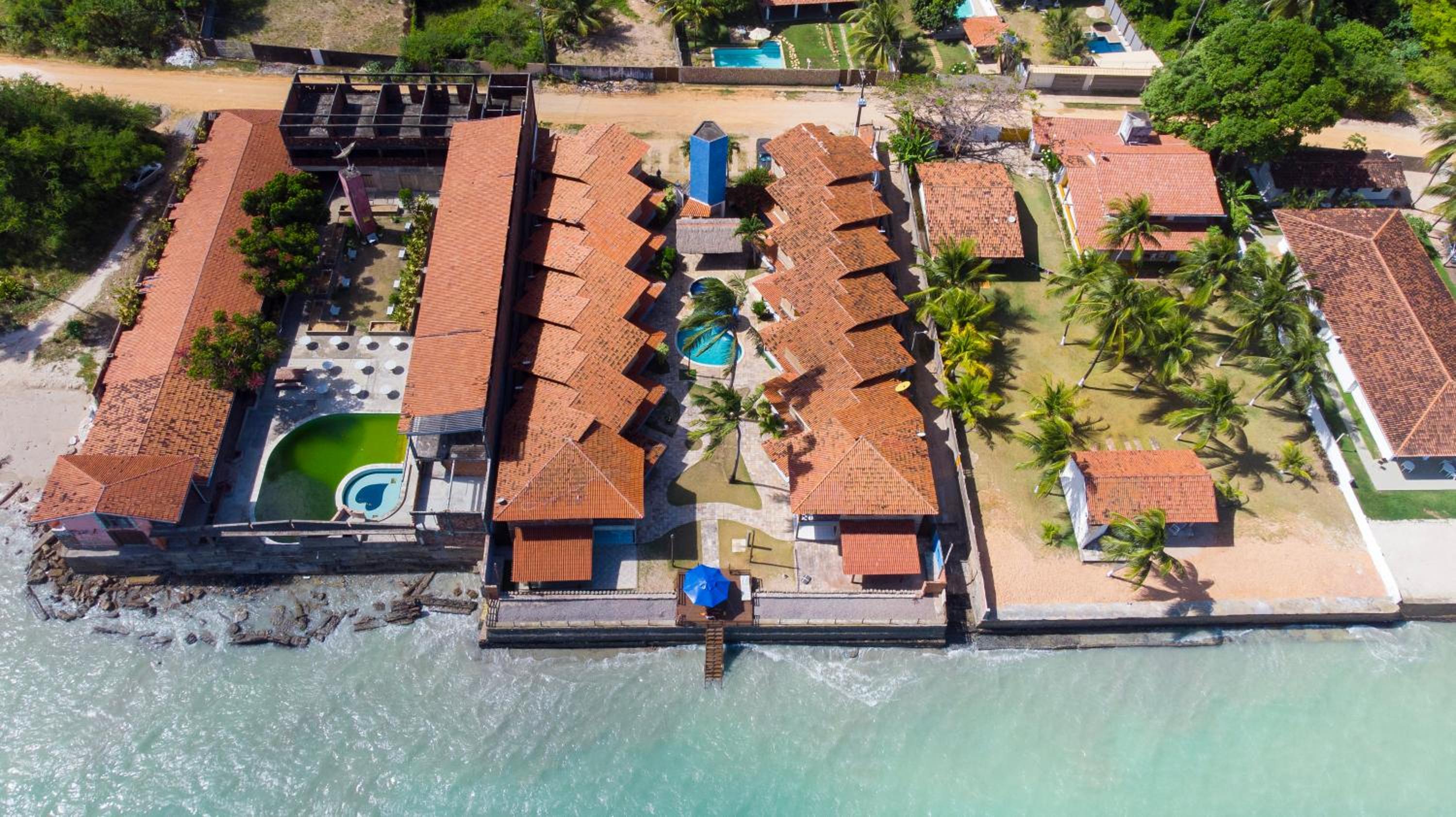 casa pé na areia, ao lado do caminho de moises