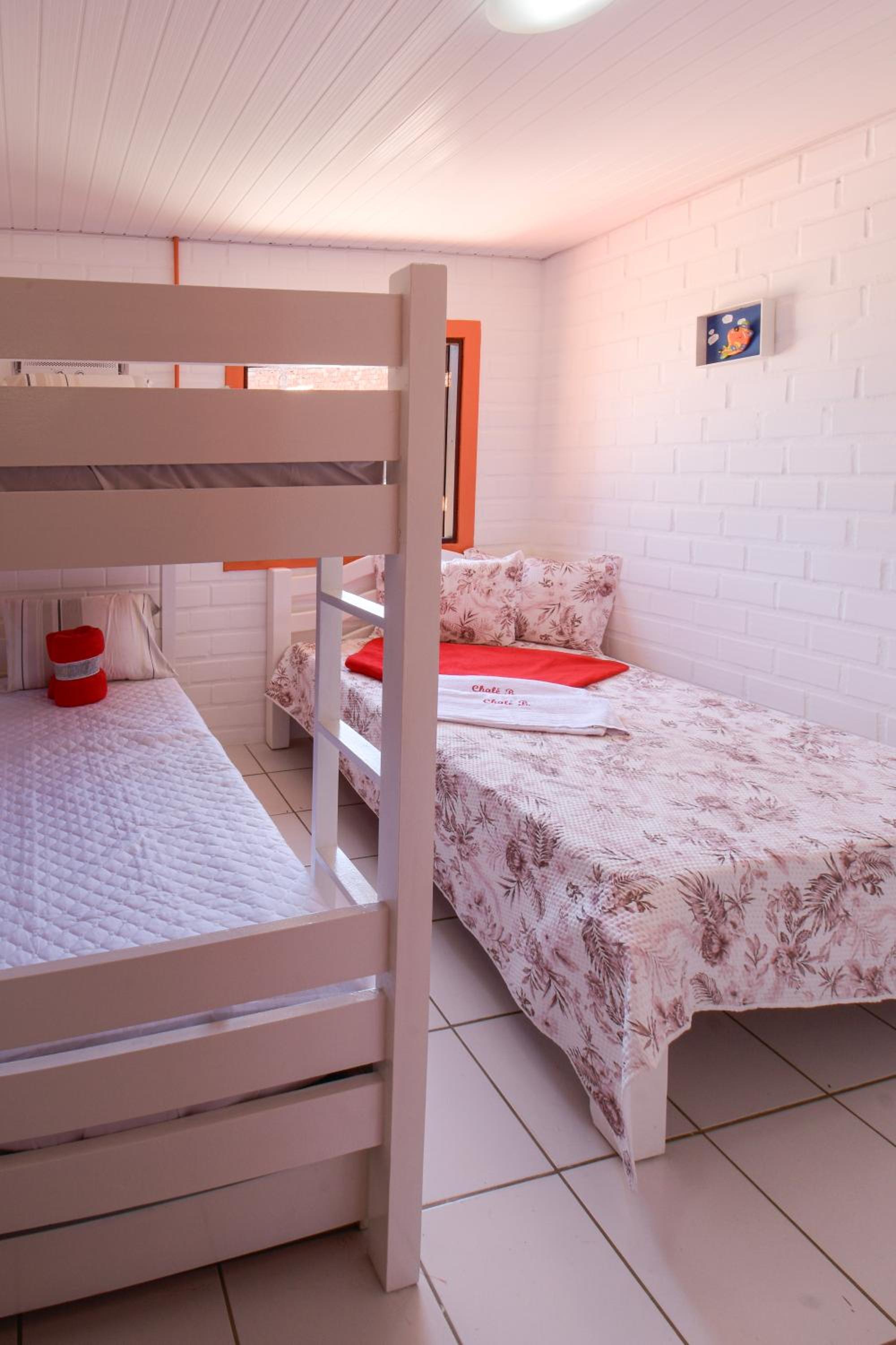 casa pé na areia, ao lado do caminho de moises