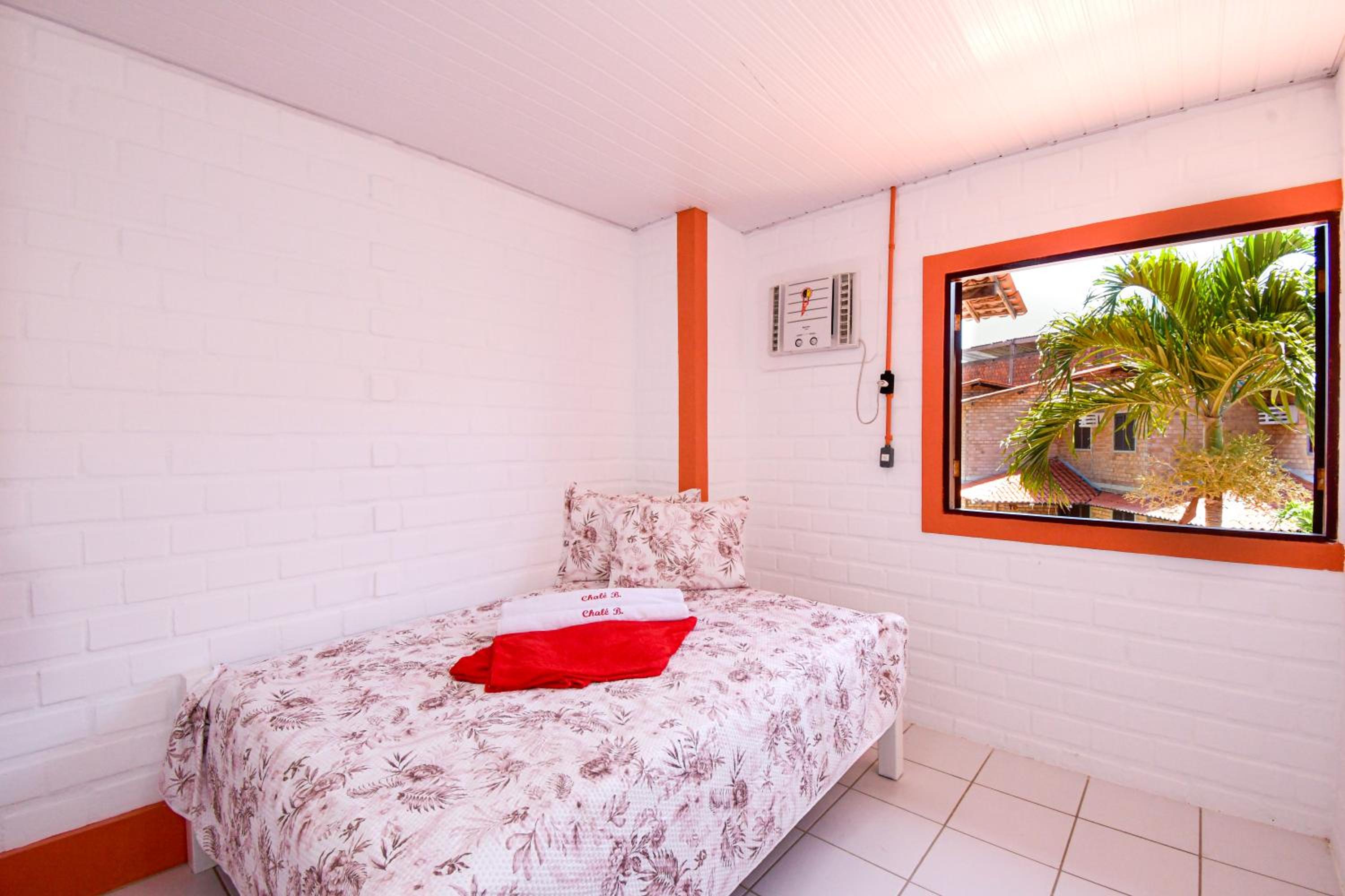 casa pé na areia, ao lado do caminho de moises
