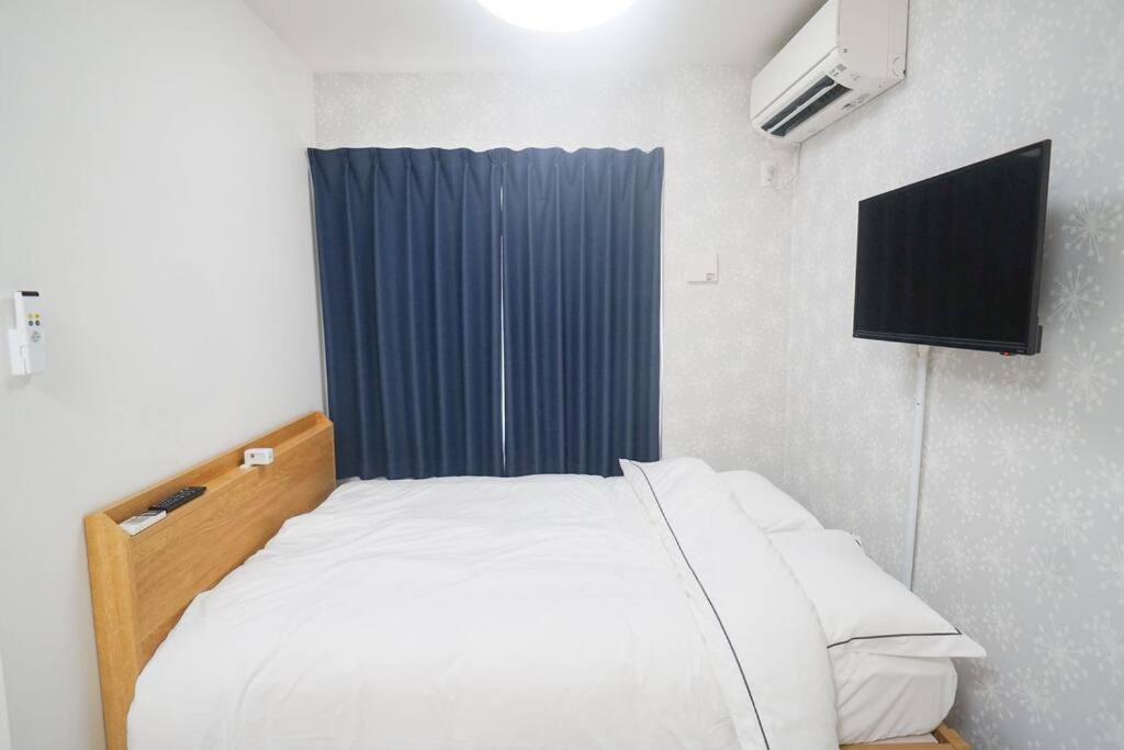 Direct to Namba,Korean town102