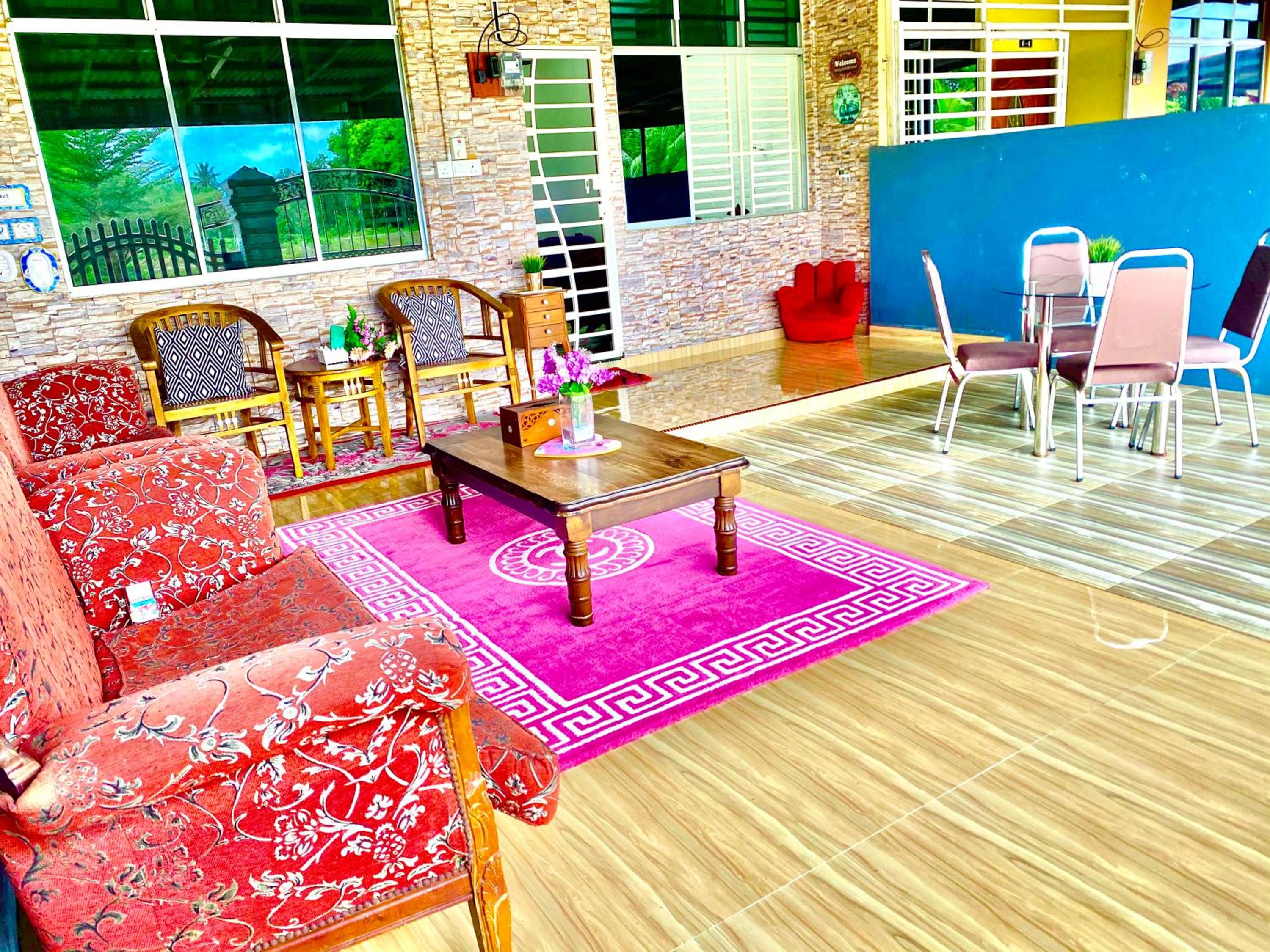 Danisha Homestay