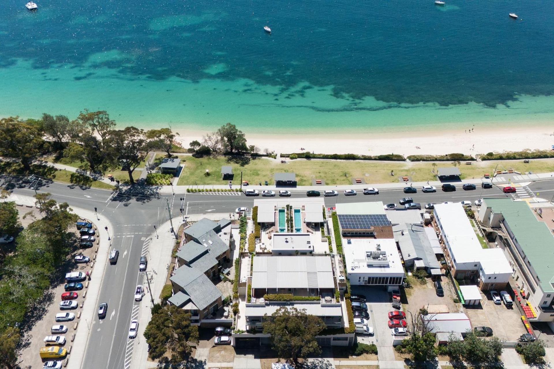 Aura 3 Spectacular Beachside Views