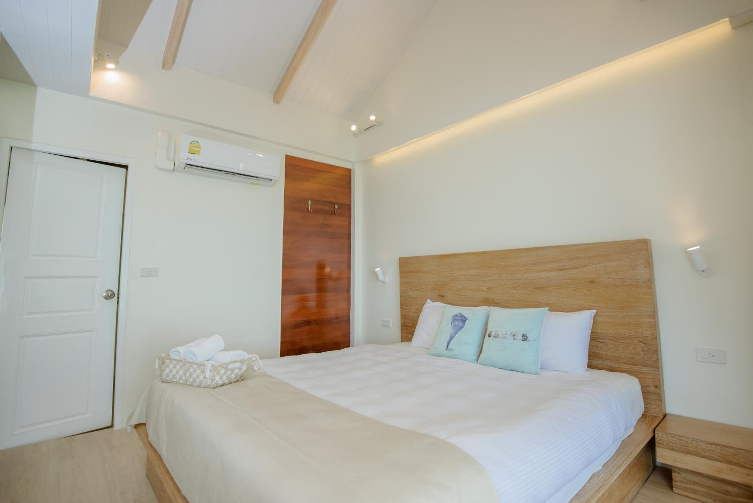 Seashell Village Resort