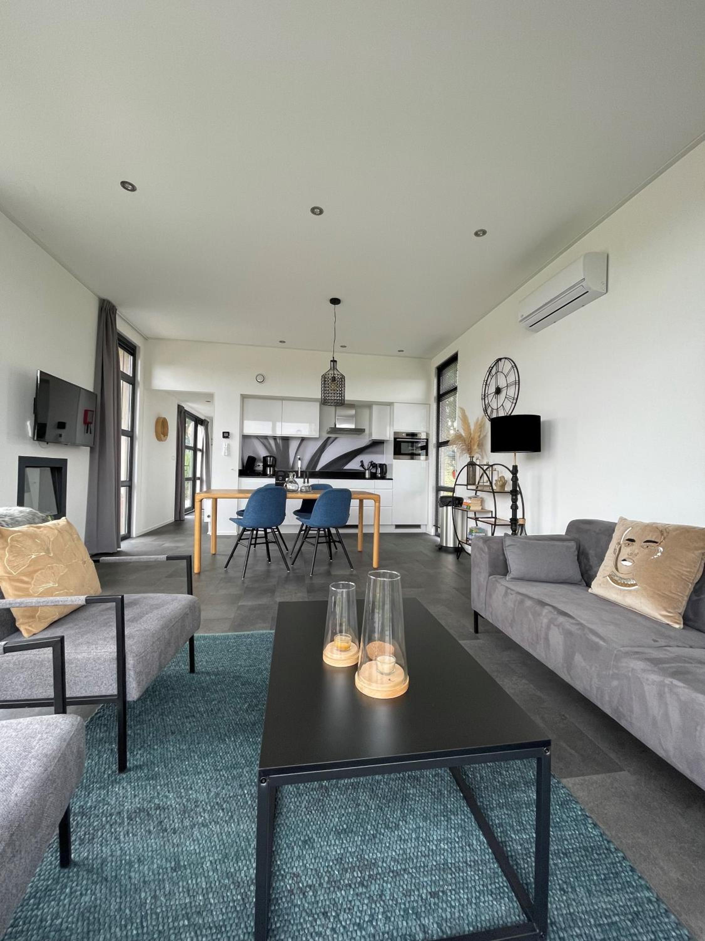 Enkhuizer Strand Chalet Sunkiss Dritte Reihe Haus Nr 217 view 2