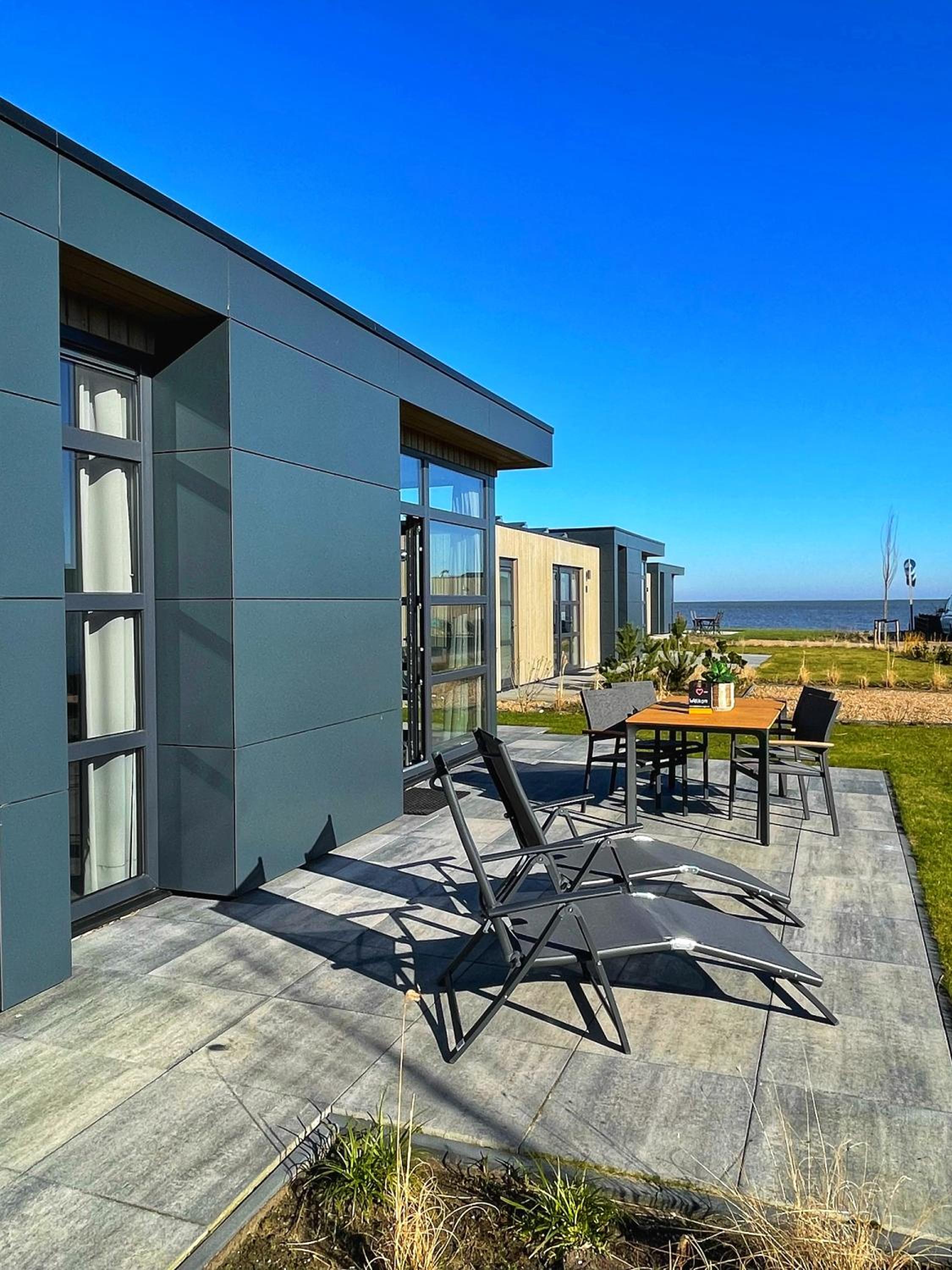 Enkhuizer Strand Chalet Sunkiss Dritte Reihe Haus Nr 217 view 3