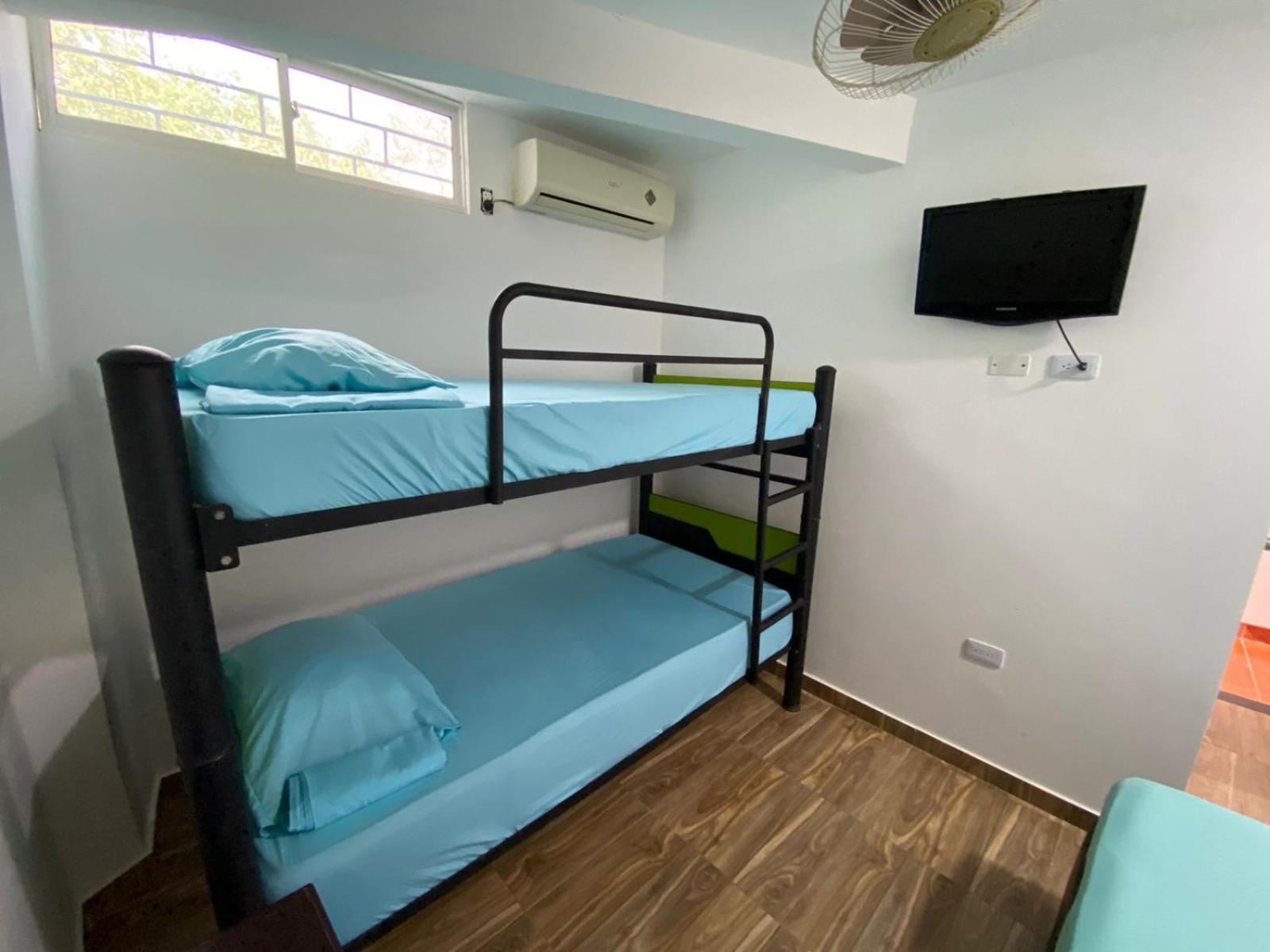 Isabella Habitaciones y aptos cerca del Aeropuerto y Playa