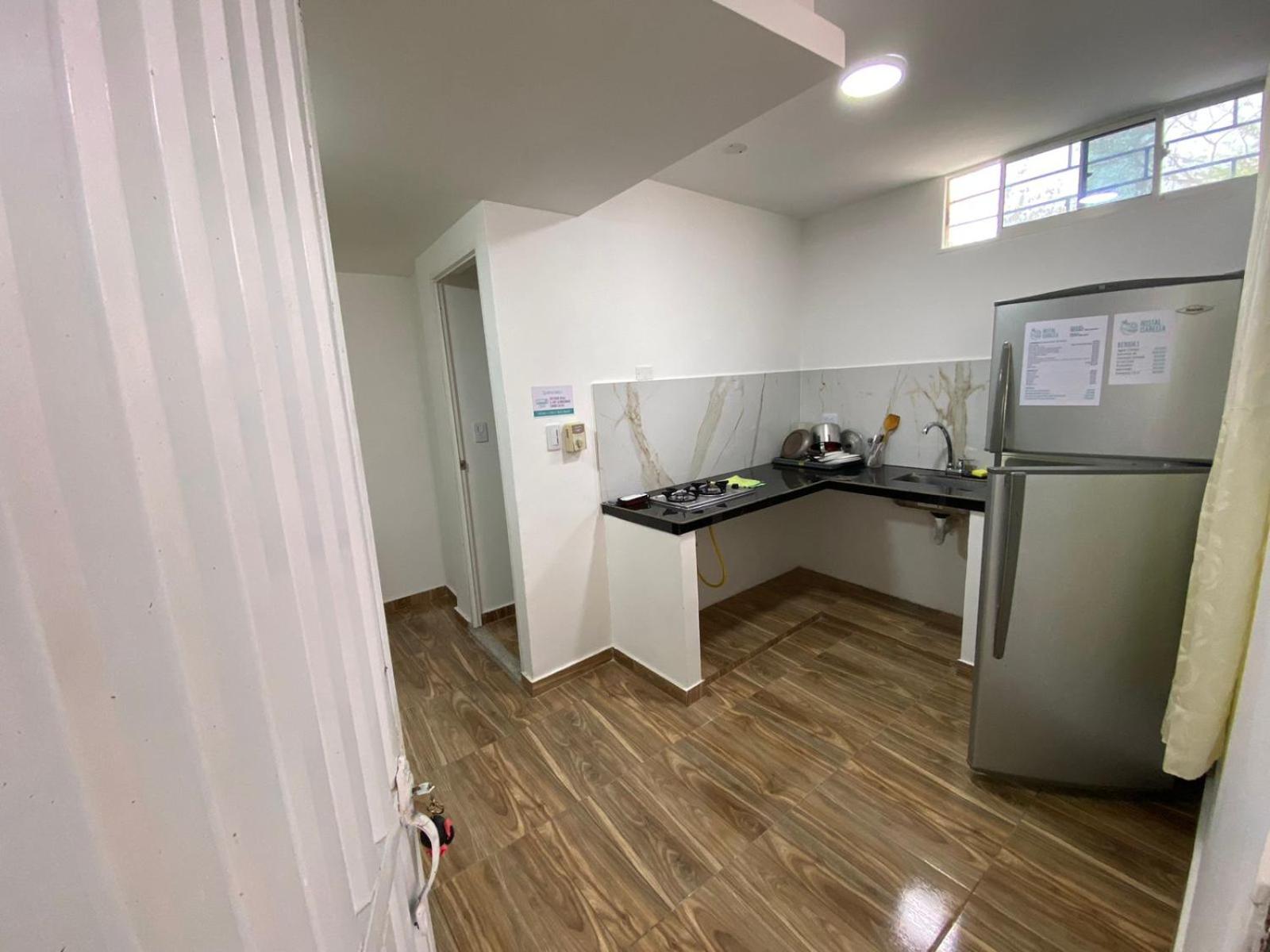 Isabella Habitaciones y aptos cerca del Aeropuerto y Playa