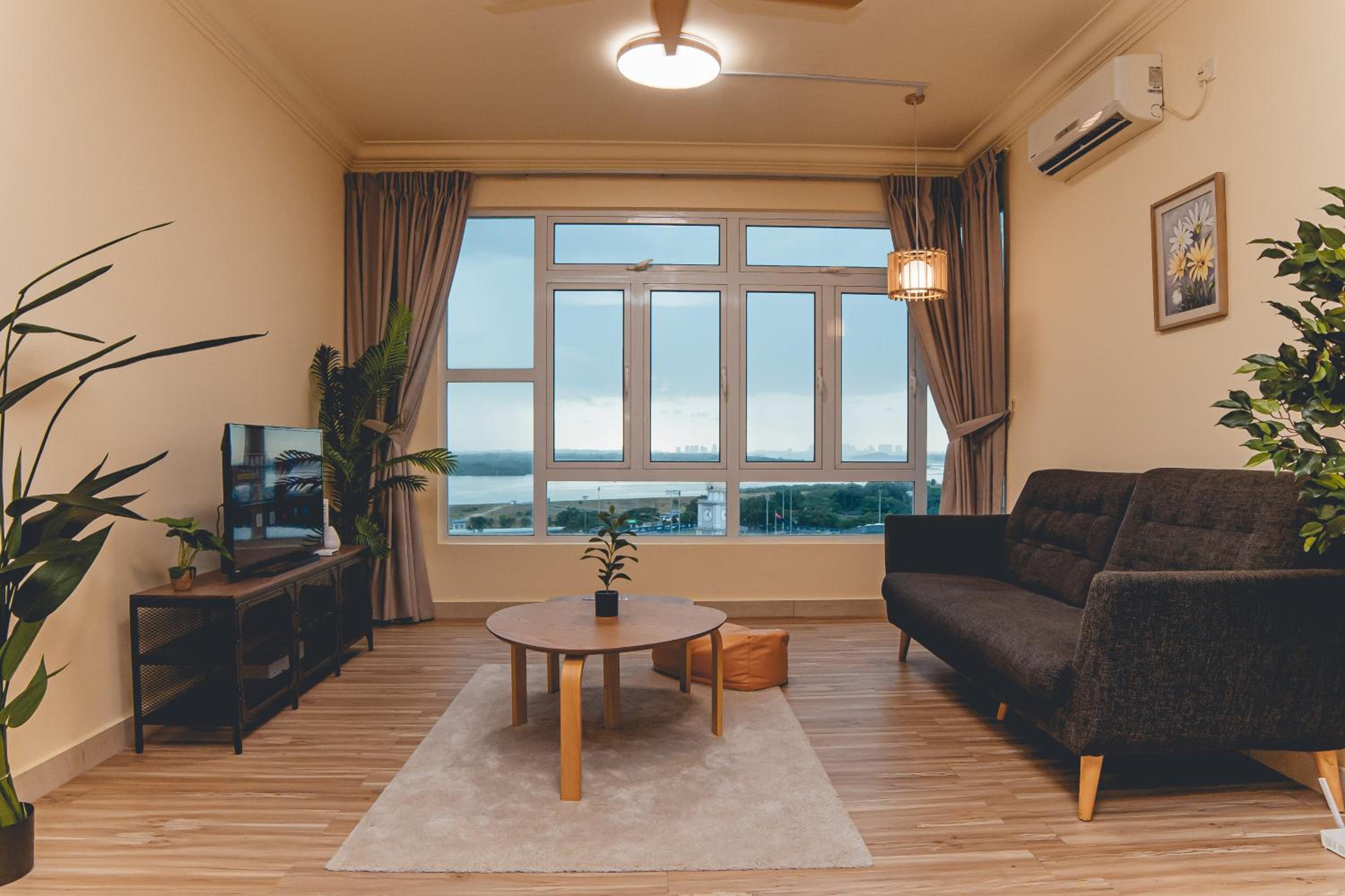 GoldenSand Seaview 6pax 2BR MUJI by Our Stay