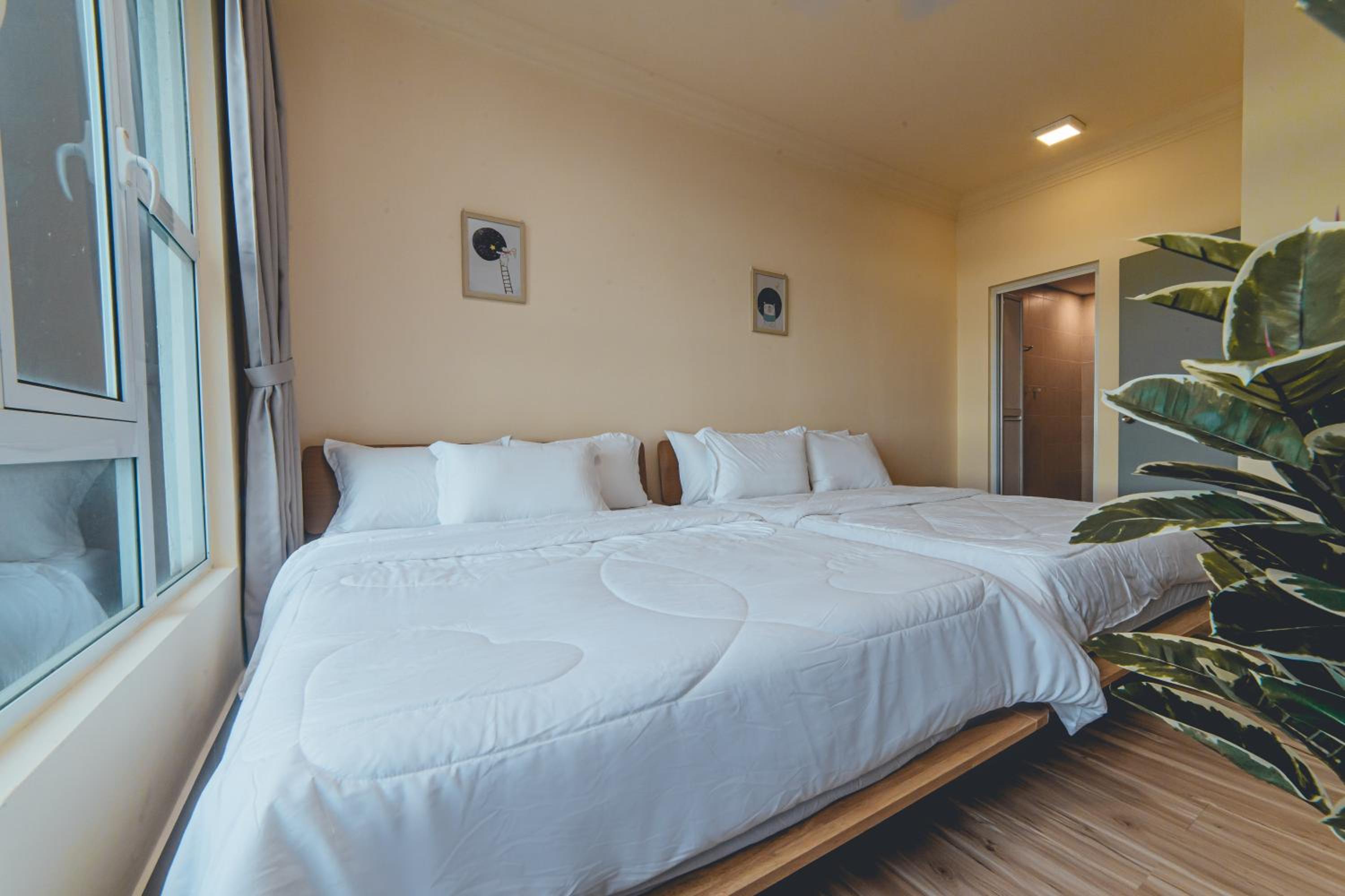 GoldenSand Seaview 6pax 2BR MUJI by Our Stay