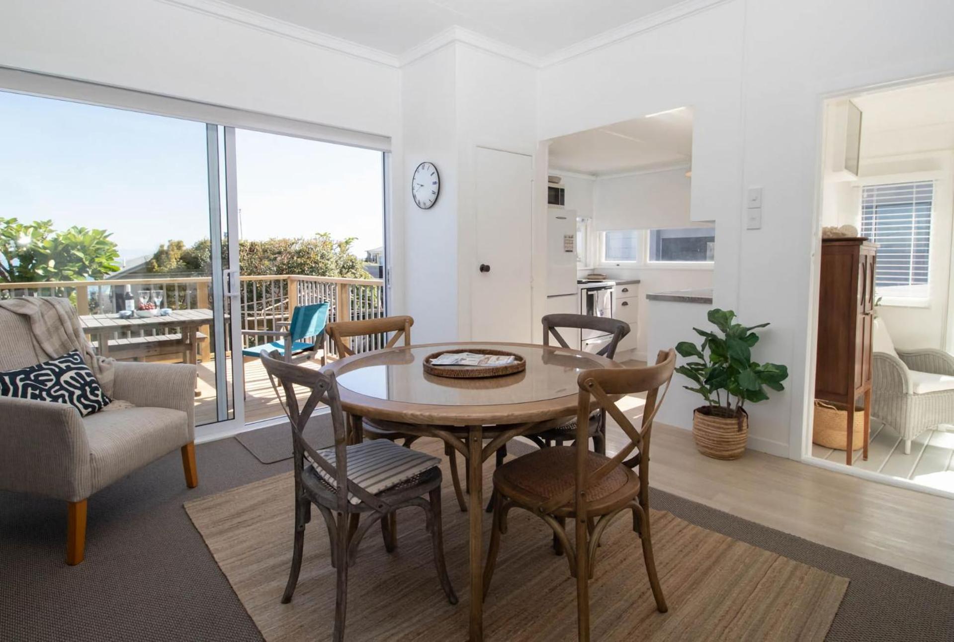 Blue Water Cottage - with beachfront coastal views view 2