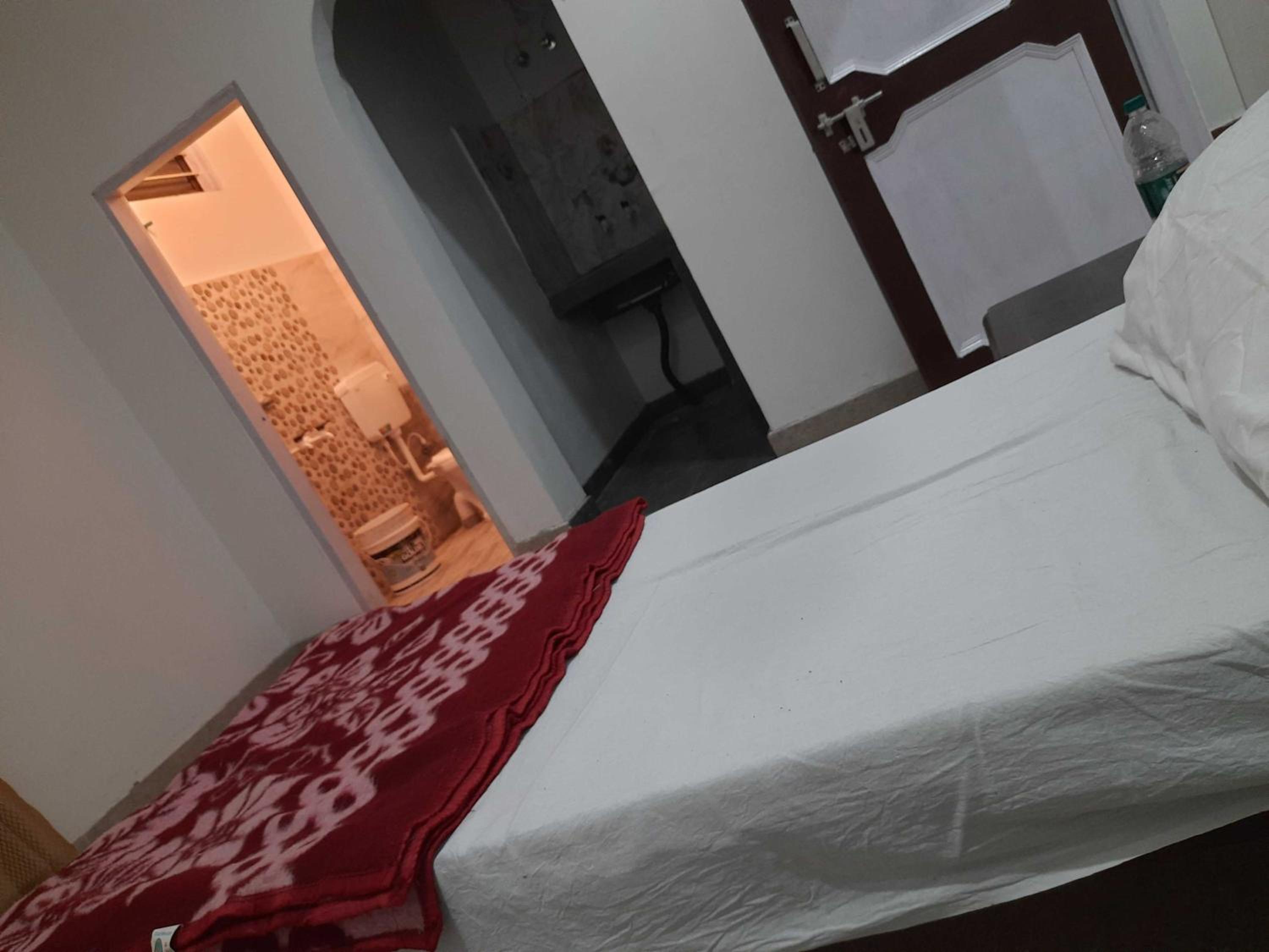 OYO Sudhir Residency