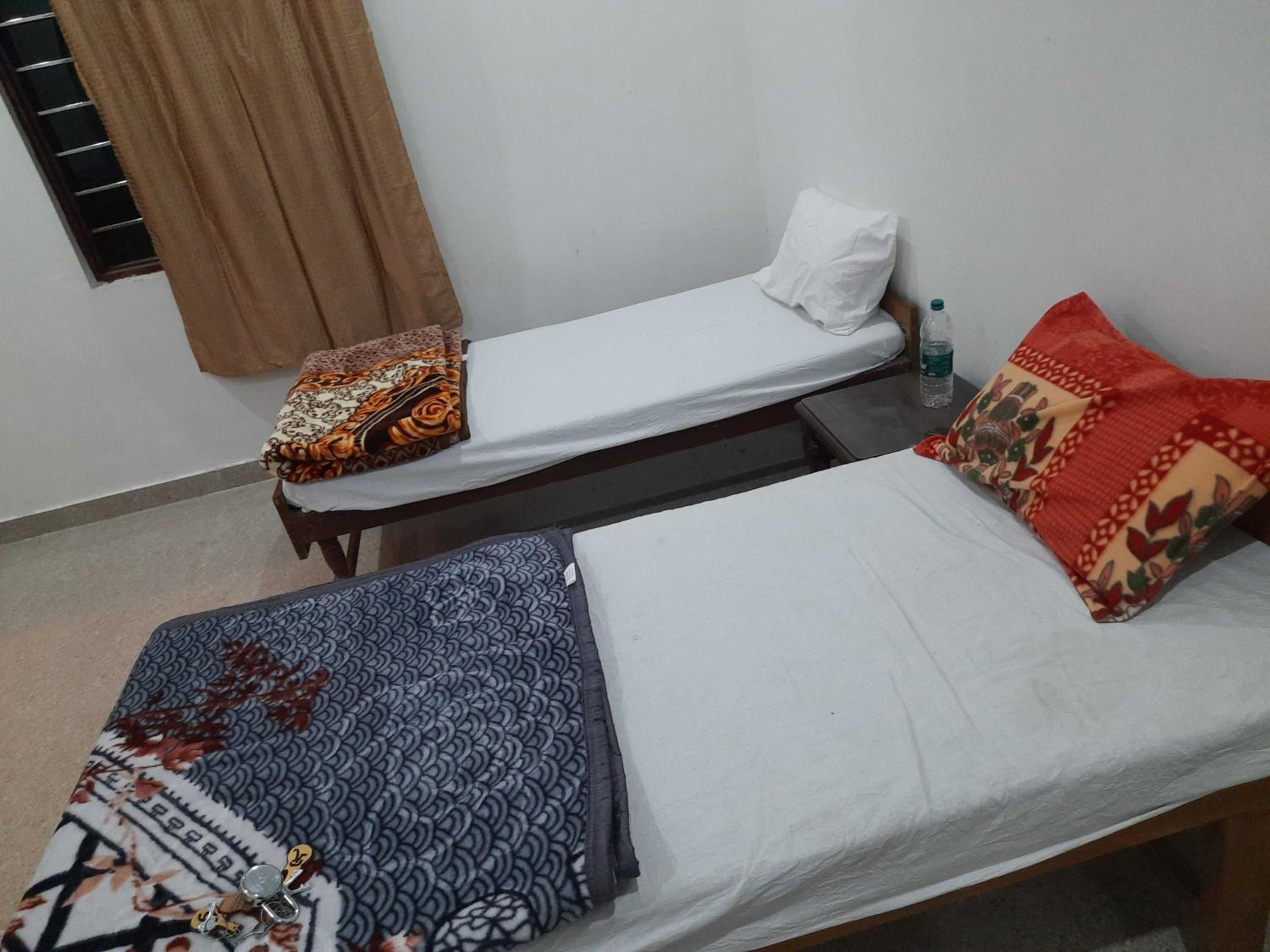 OYO Sudhir Residency