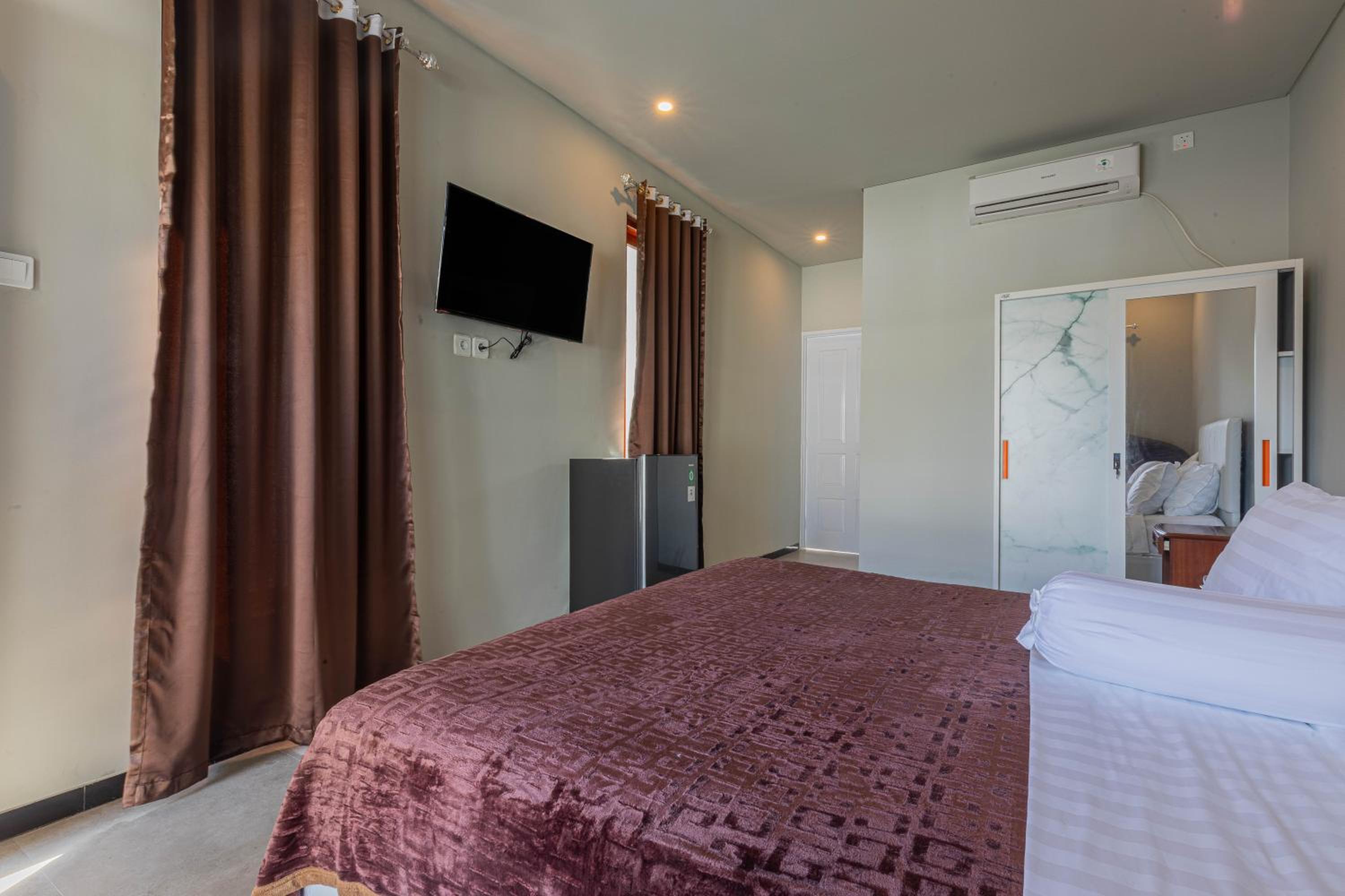 Roses Bali Homestay view 3