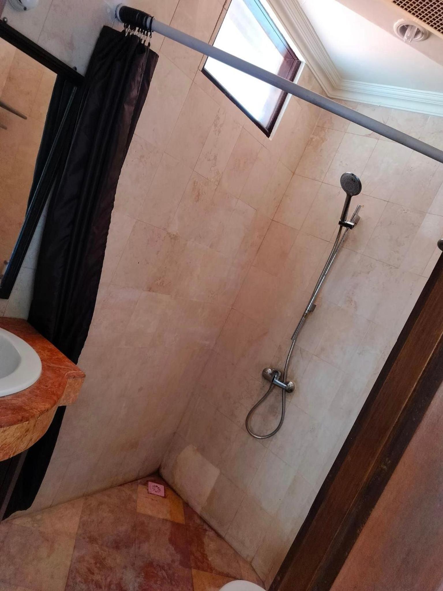 Villa Layang Bulan a homey guesthouse near the beach in North Kuta