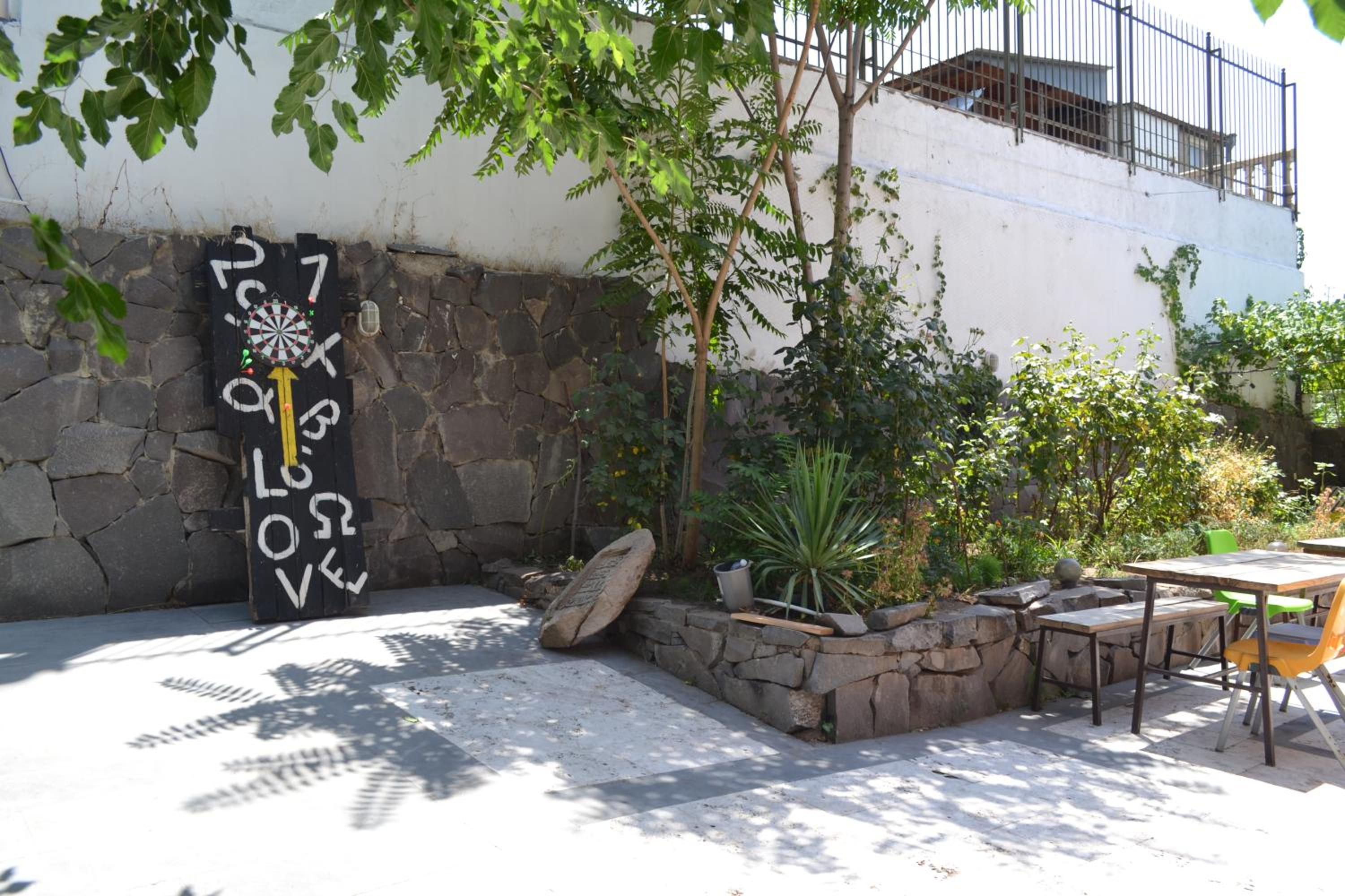 JR's House