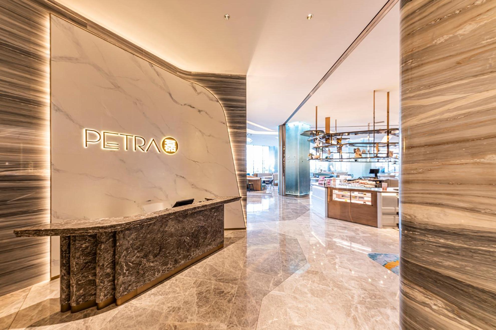 Regala Skycity Hotel by Regal Hotels