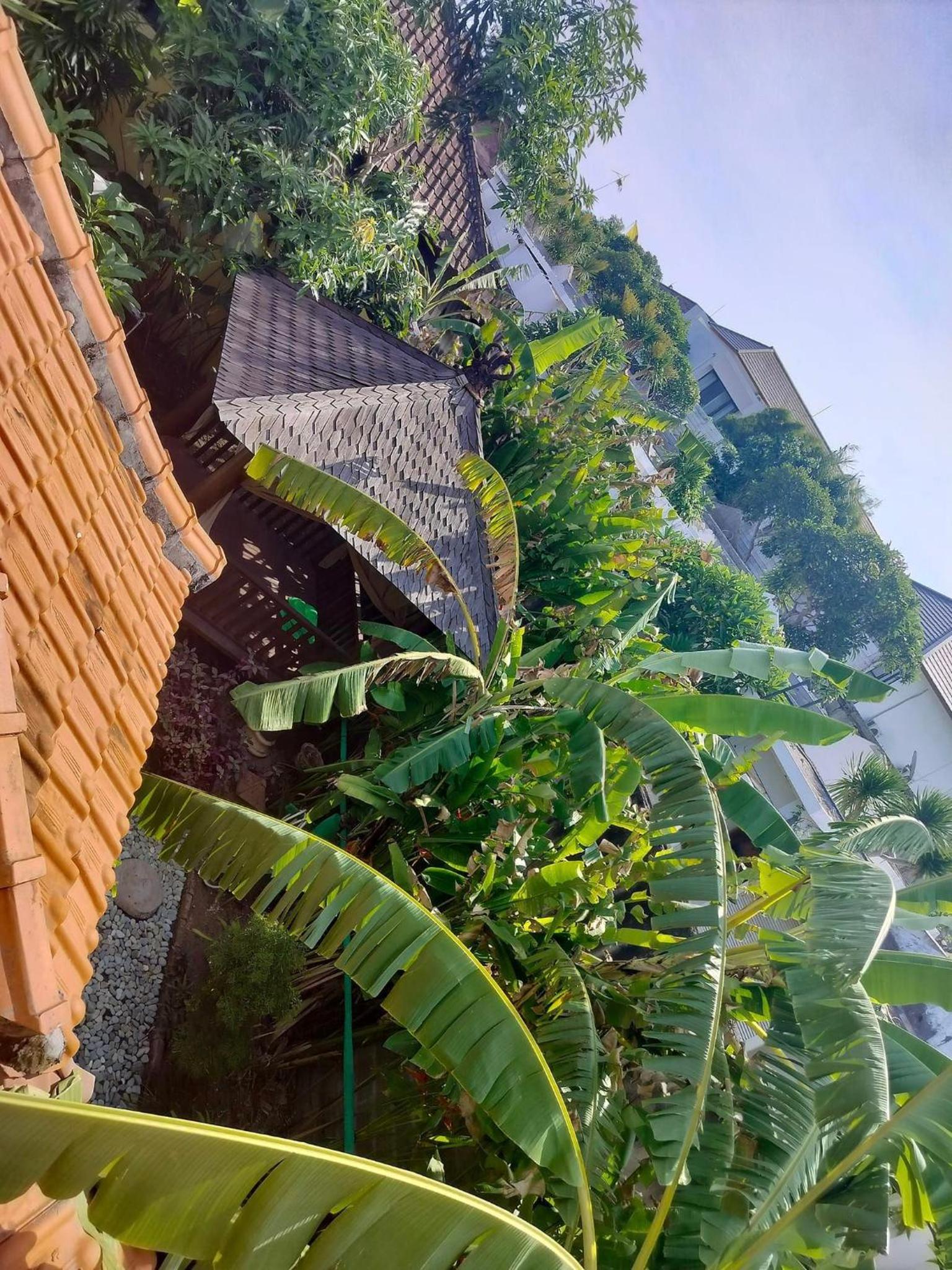 Villa Layang Bulan a homey guesthouse near the beach in North Kuta