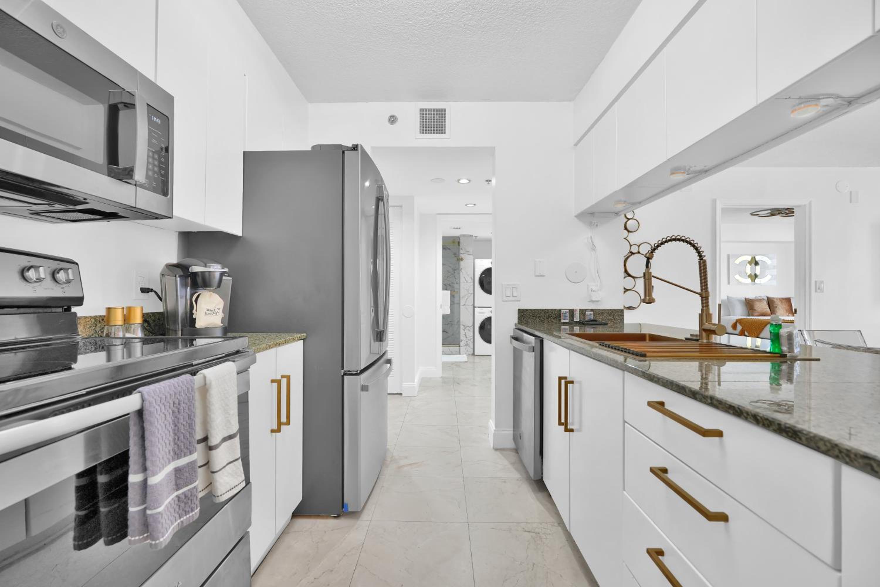 Zeus' Sanctuary Ocean View In Brickell Miami